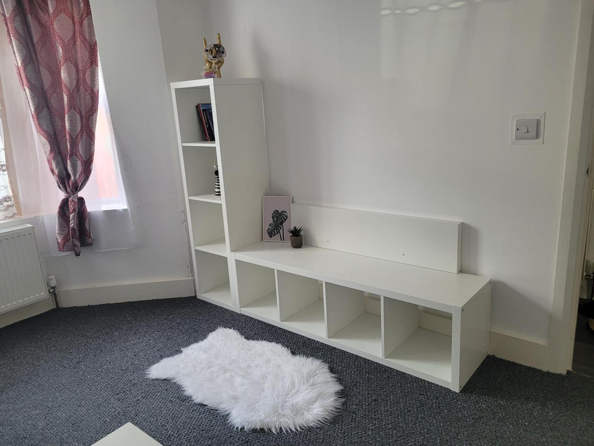 Holiday home Lovely 2-bed Fully Refurbished House In London