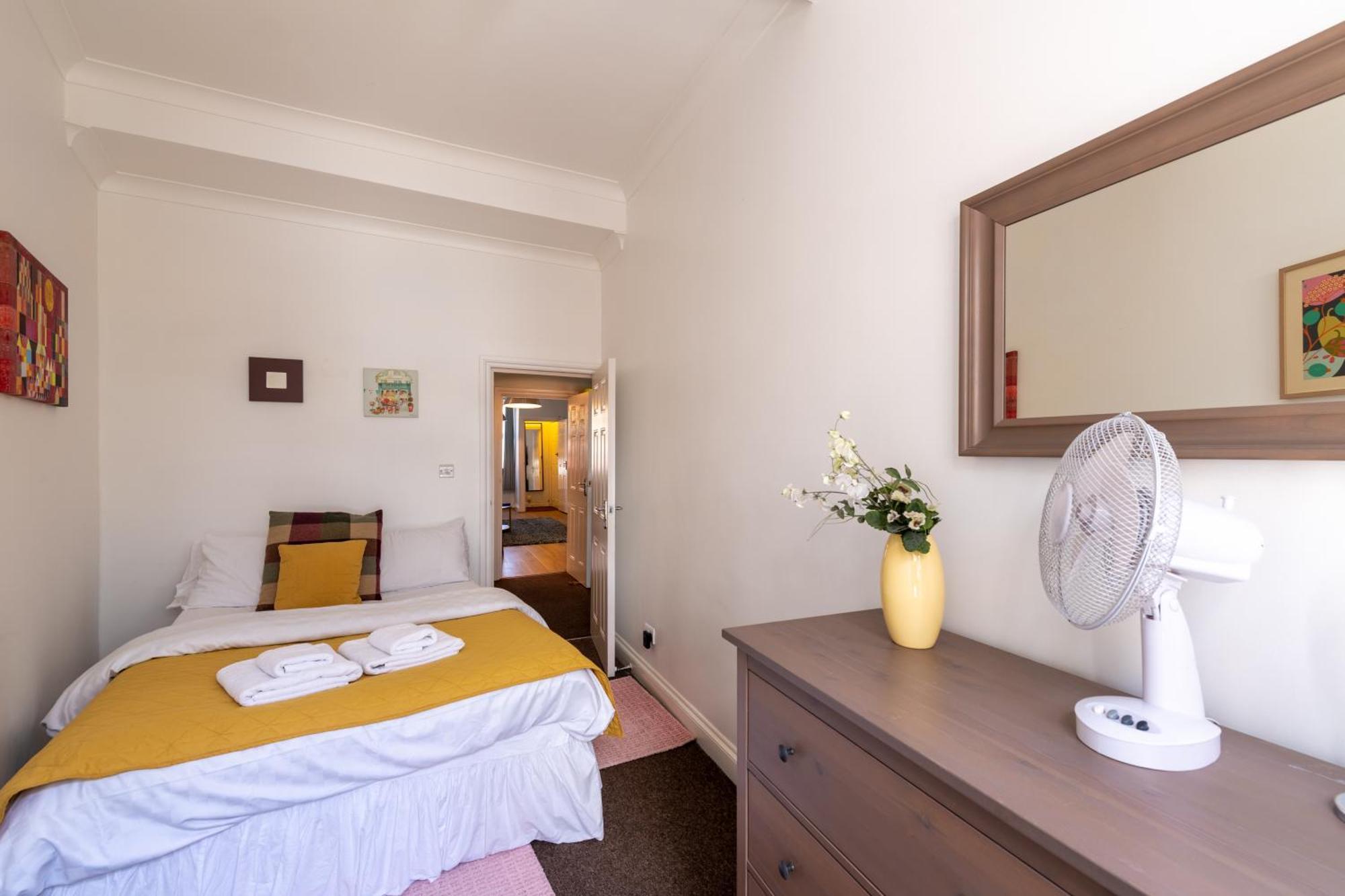 Apartment Spacious Comfy 2br Flat *