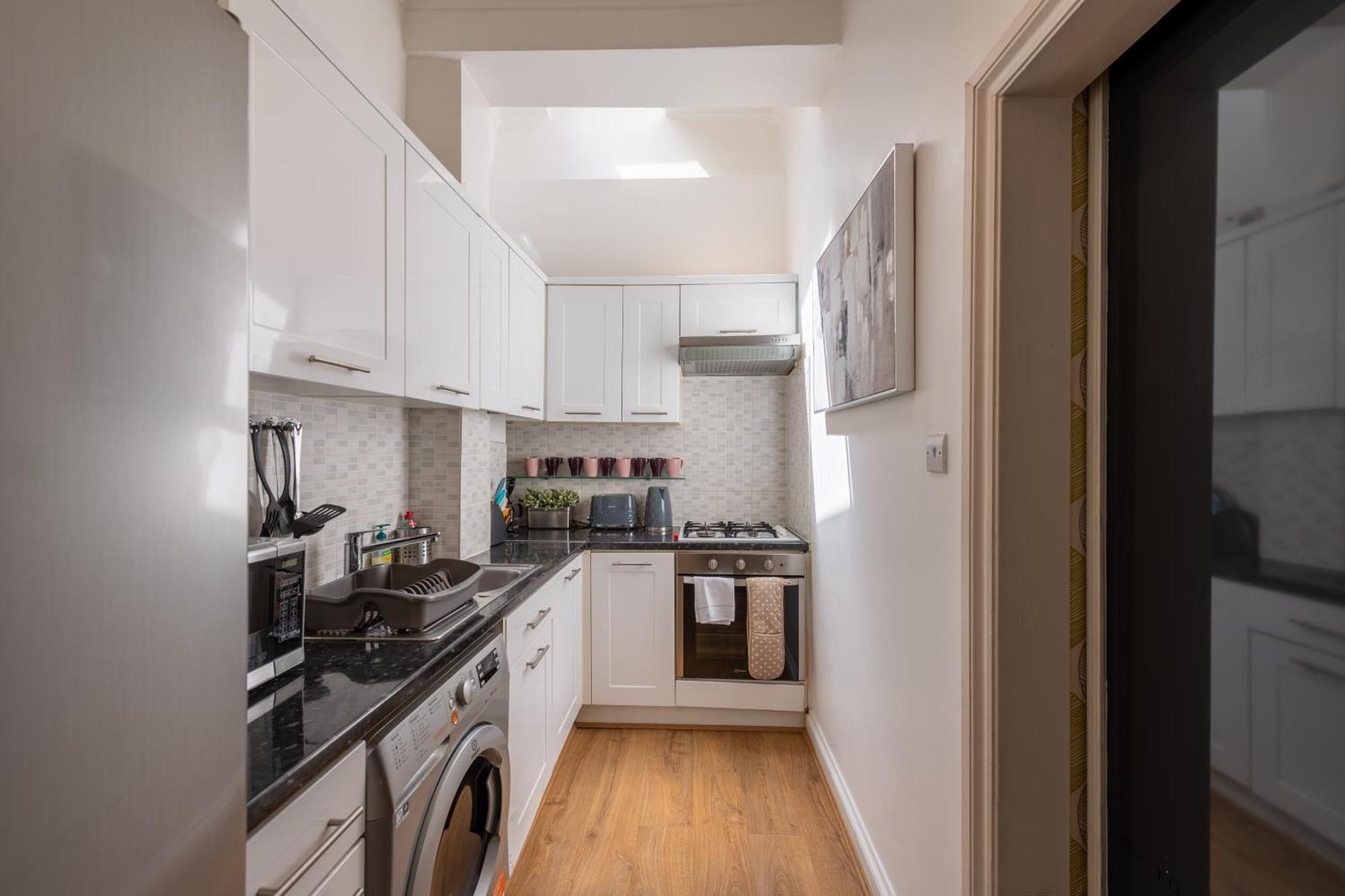Apartment Spacious Comfy 2br Flat