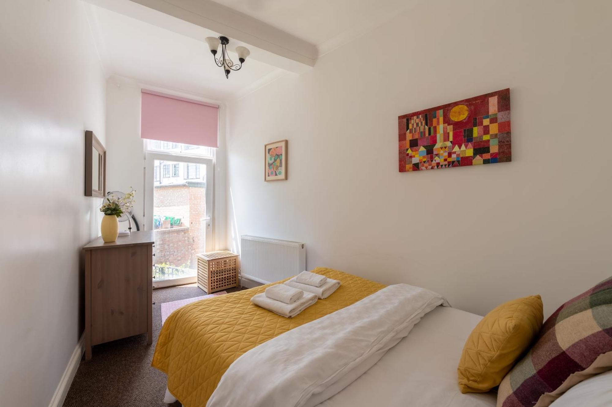 Apartment Spacious Comfy 2br Flat