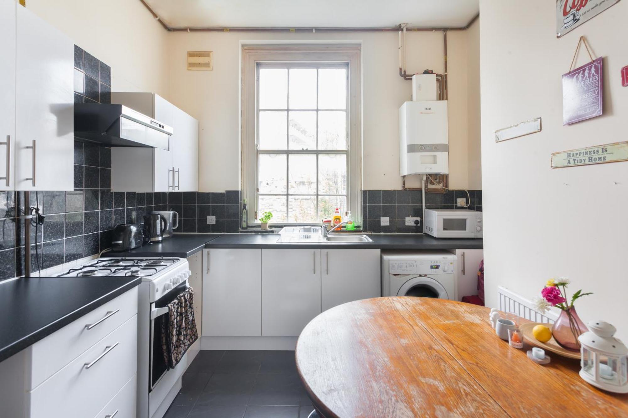 Keysan House 5 Gasthuis 2*