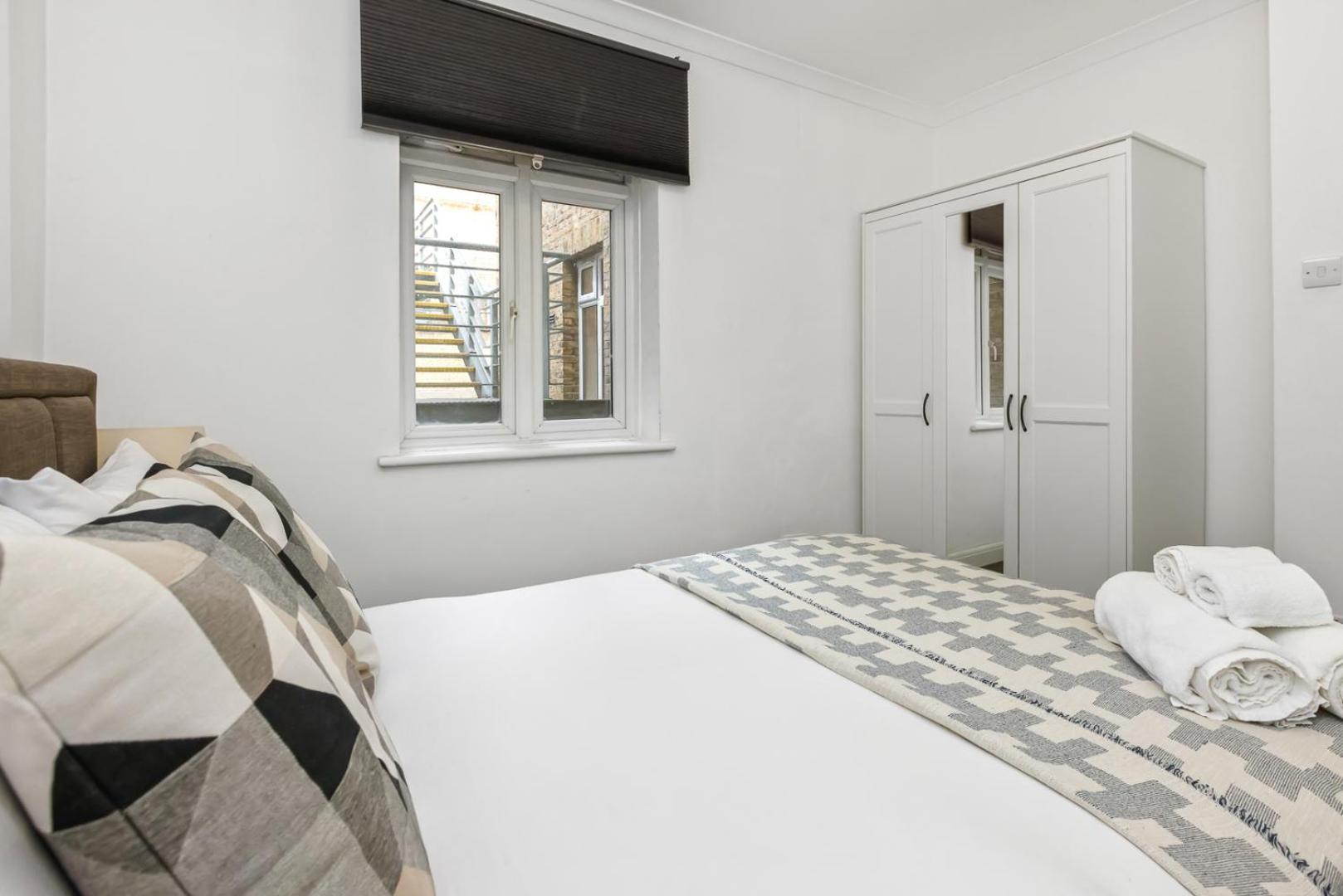 Outstanding 2 Bed In Camden Sleeps 6 * London