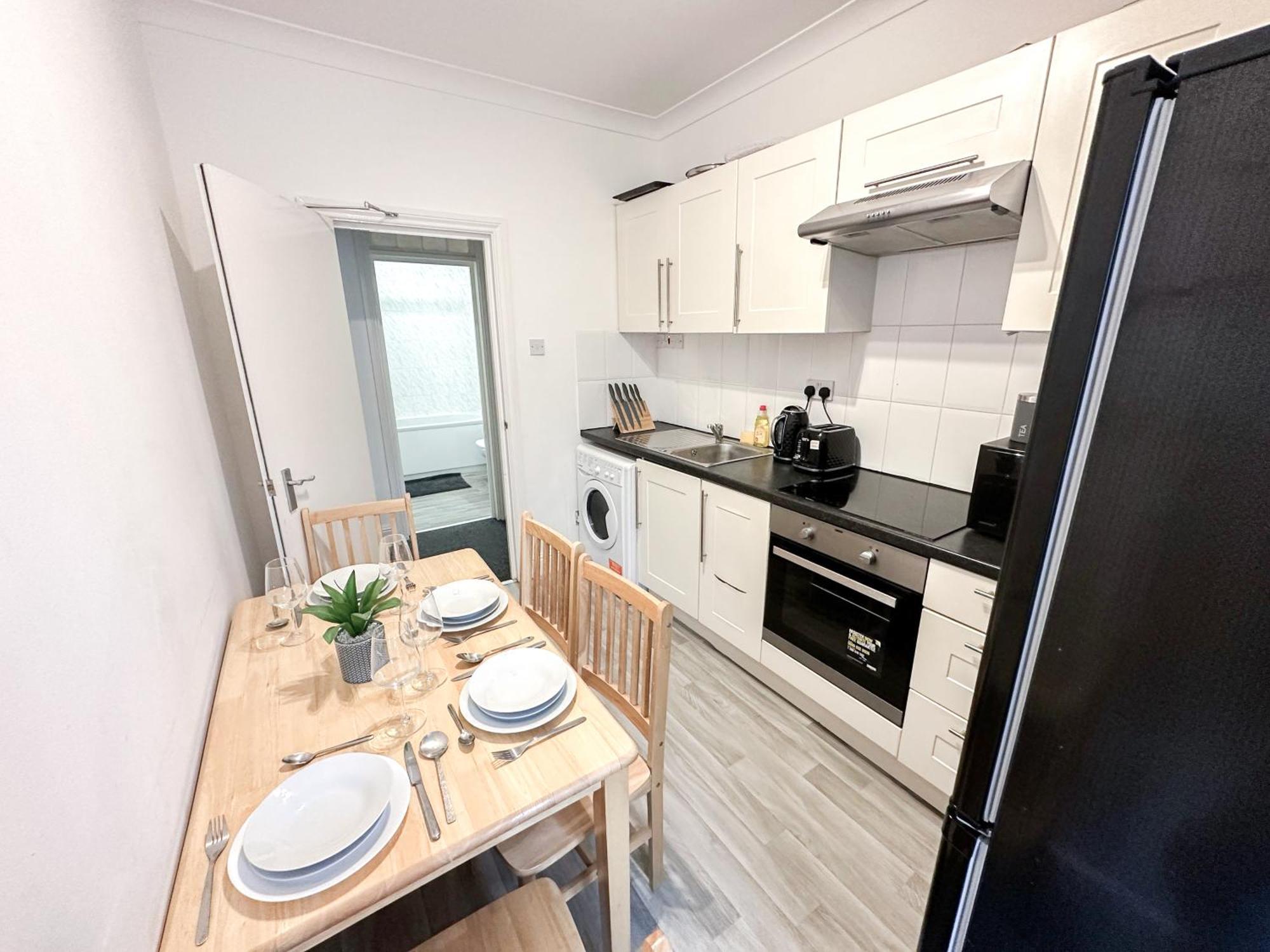 Appartement Cosy Near Hampstead Heath With Free On-site Parking & Private Gardens, Golders Green *