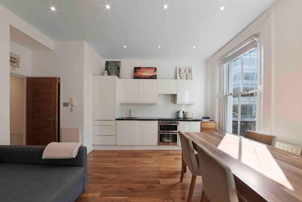 Leilighet Huge 1 Bed -sleeps 4 De Lux Soho Fitzrovia London
