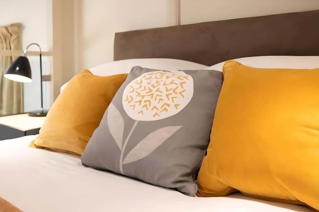 Notting Hill - The One One One! -6- Apartment London