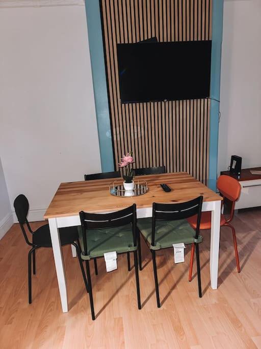 Apartment Spacious 3 Bedroom Flat In Stockwell London