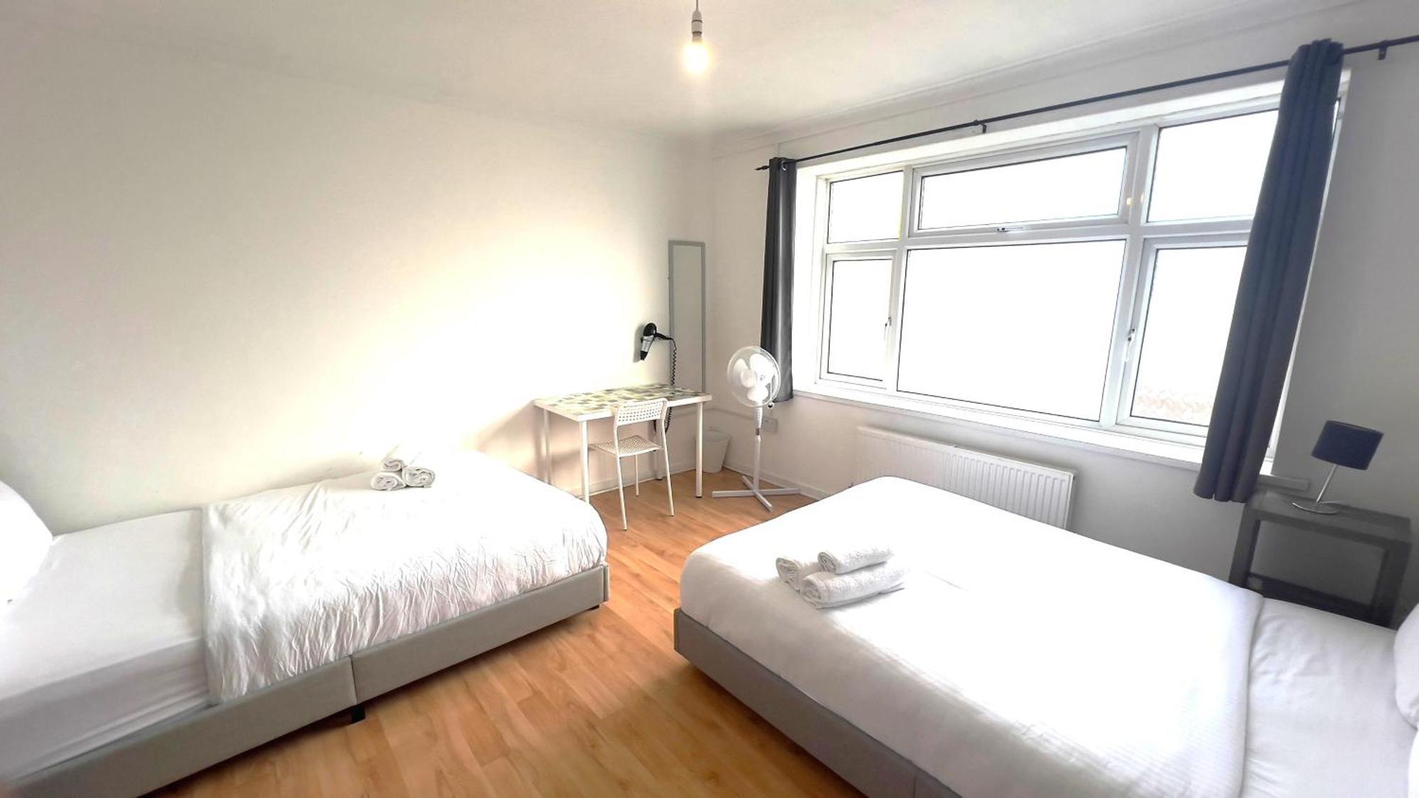Stepney Comfy Double Bed 14 Gjestgiverier