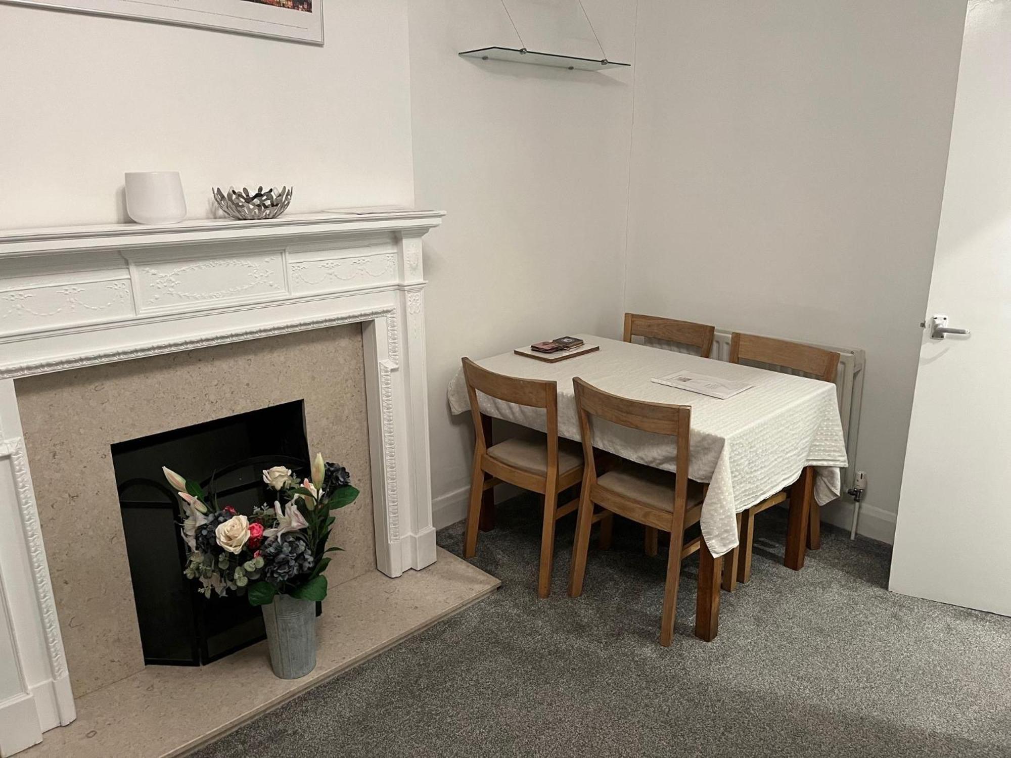 Lovely 1 Bedroom Flat In Quiet Wimbledon London
