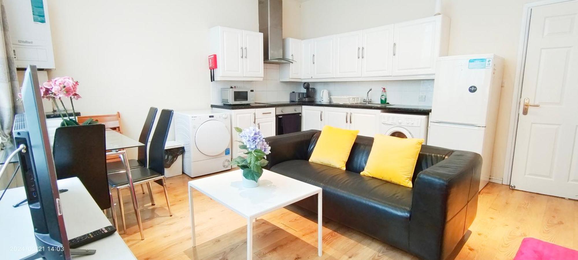 Lilac At Hammersmith Apartment *