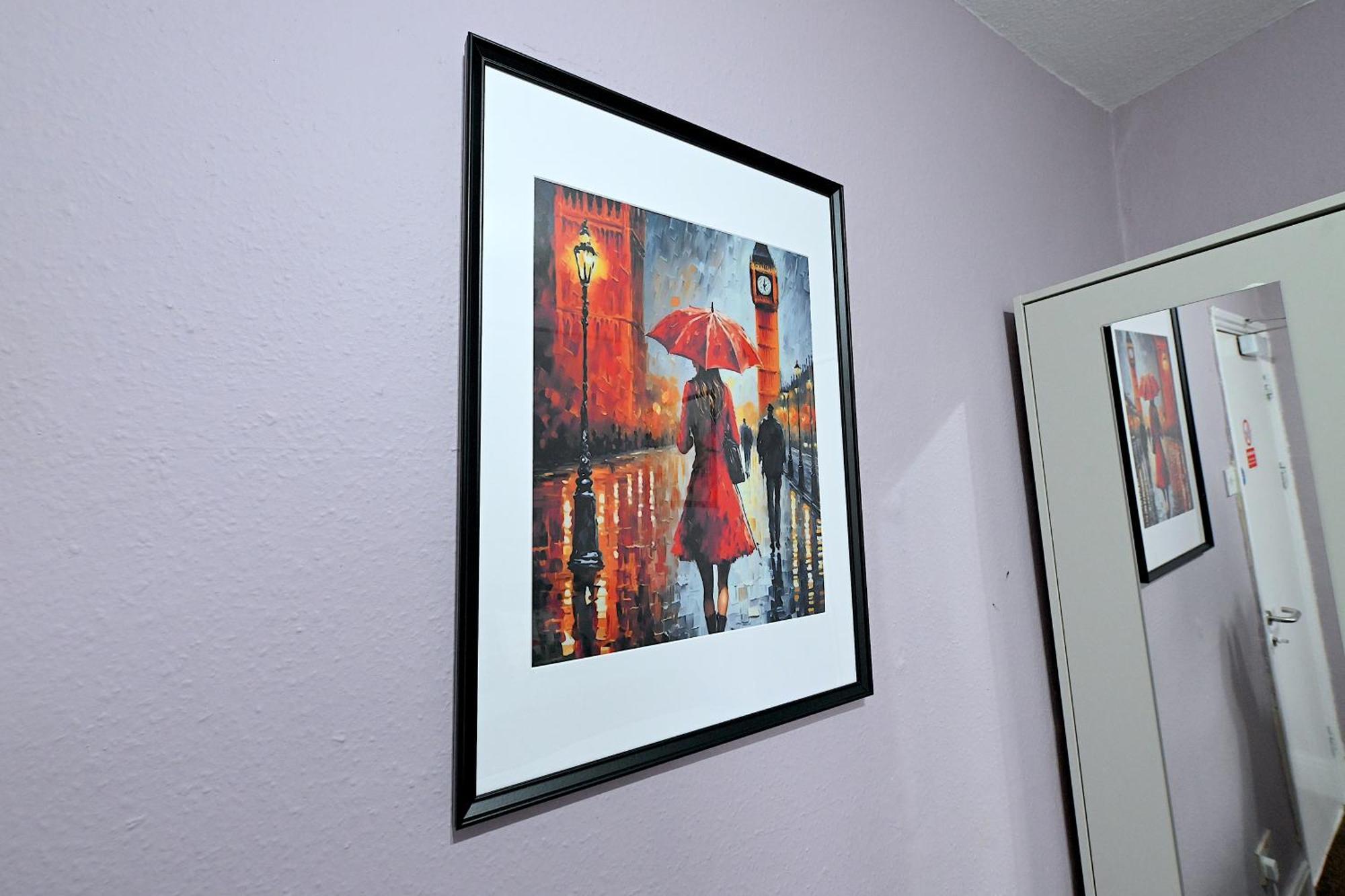 Stunning 3 Bedroom Serviced Flat In North *