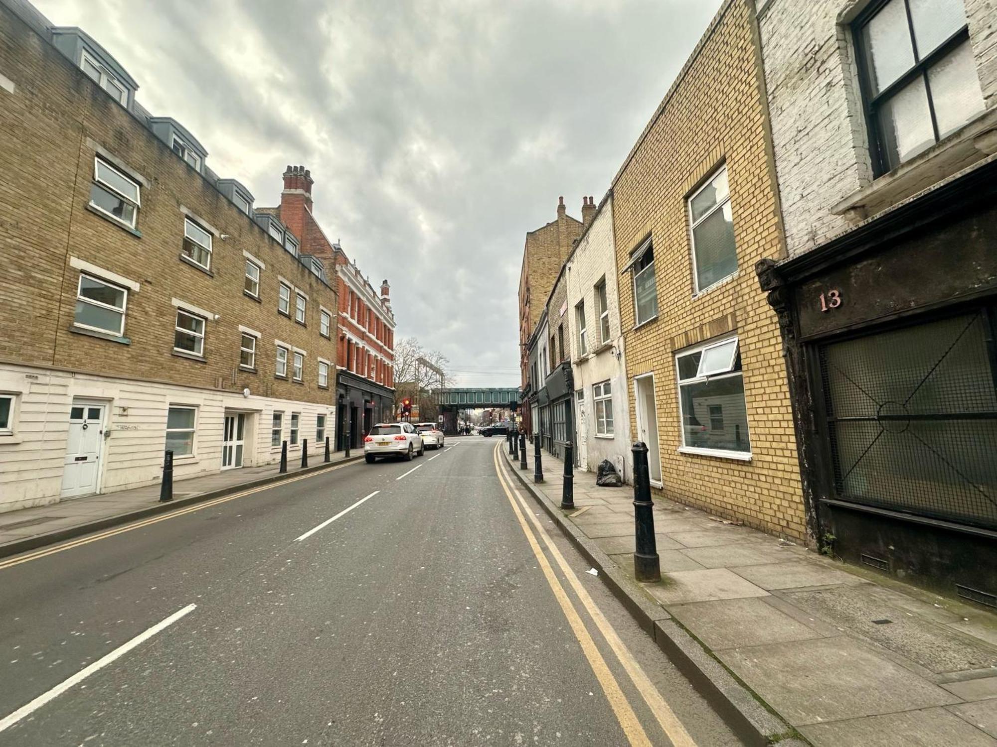 Bethnal R5 Guest house