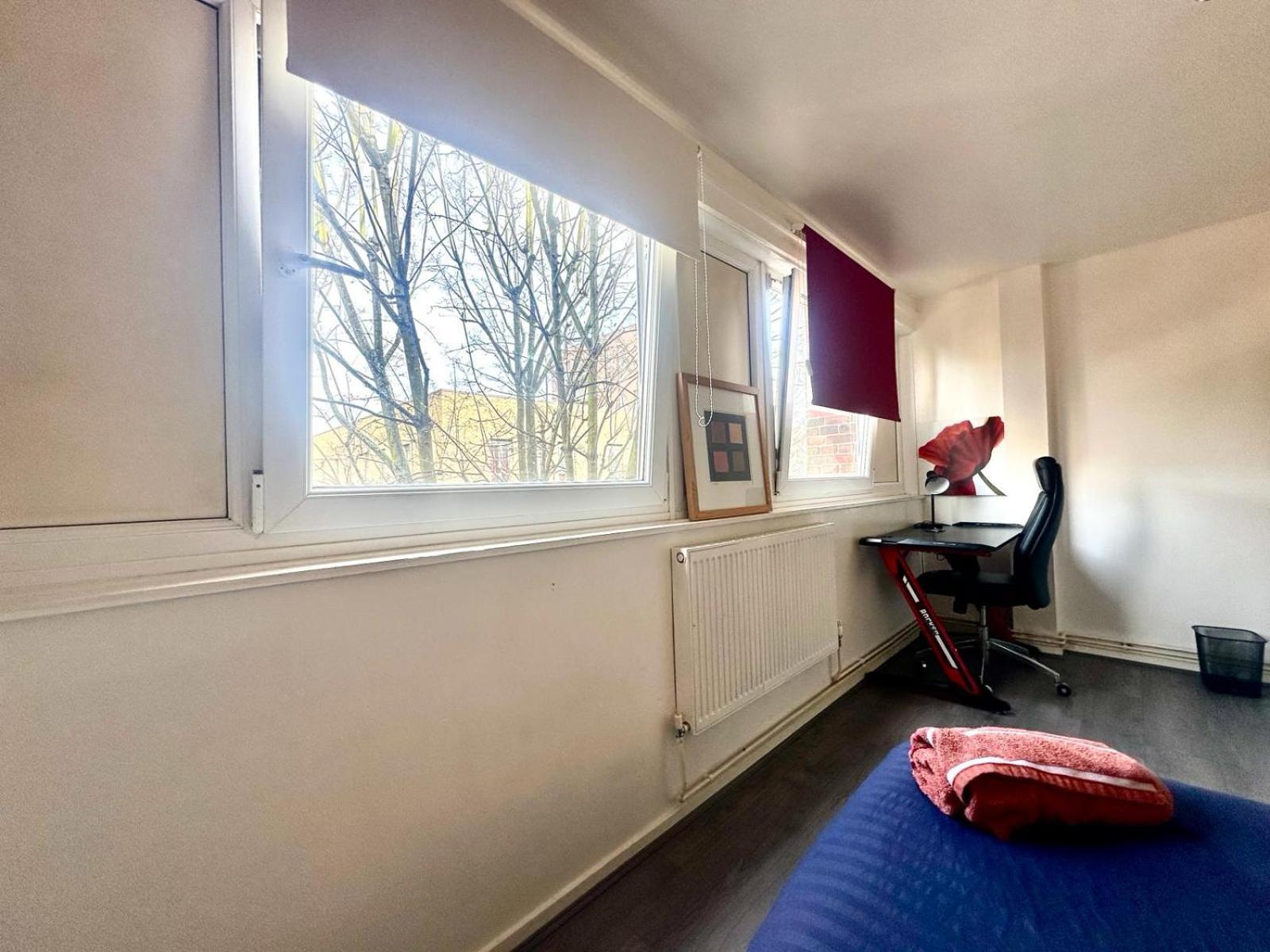 Guest house Bow London