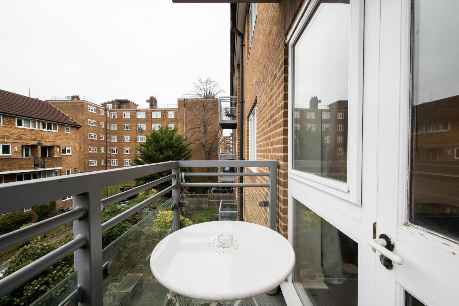 2 Bedroom Flat In Shoreditch * Londen