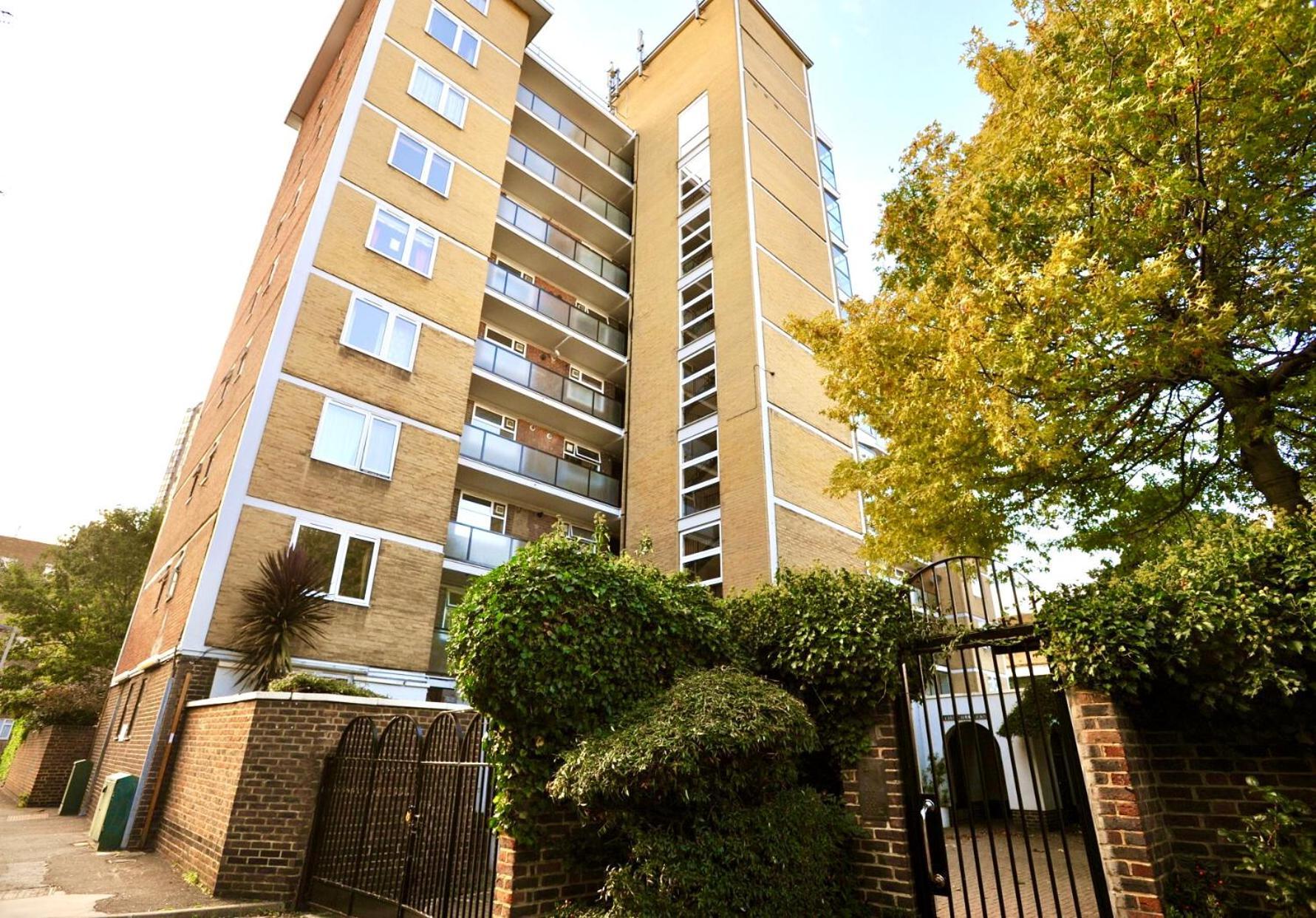 Waterloo - Private In Shared Bed and breakfast