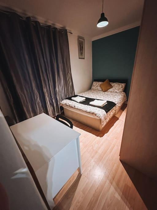 Apartment Spacious 3 Bedroom Flat In Stockwell London