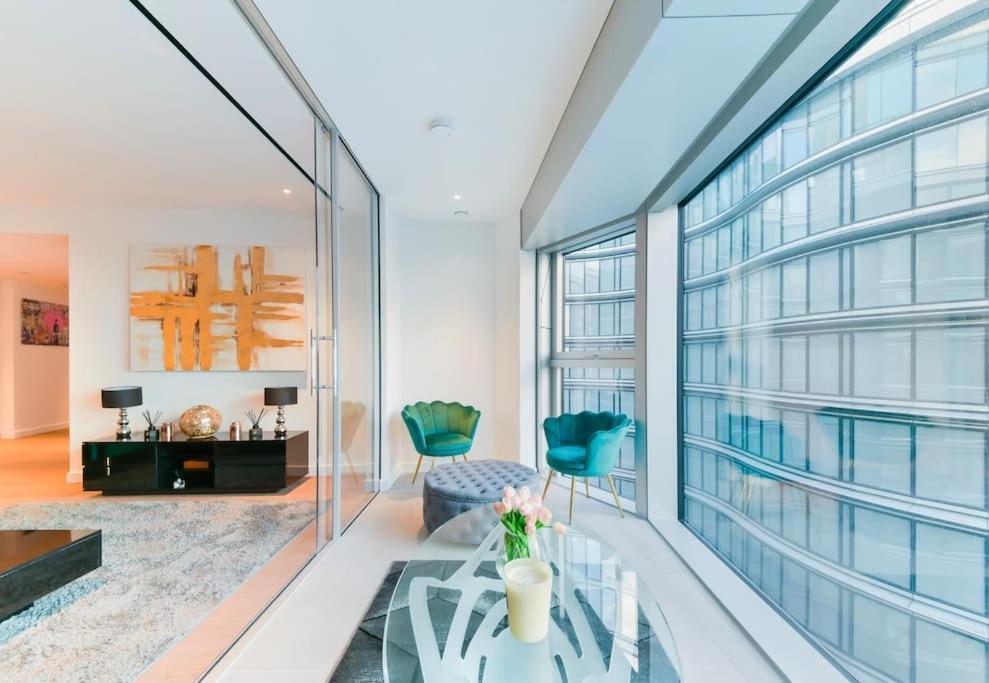 Luxury 3 Bedroom Battersea Power Leilighet London