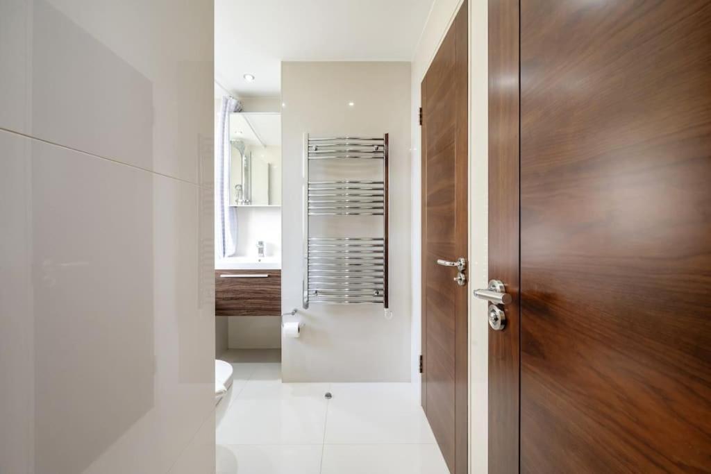 2-hosted By Sweetstay Leilighet London