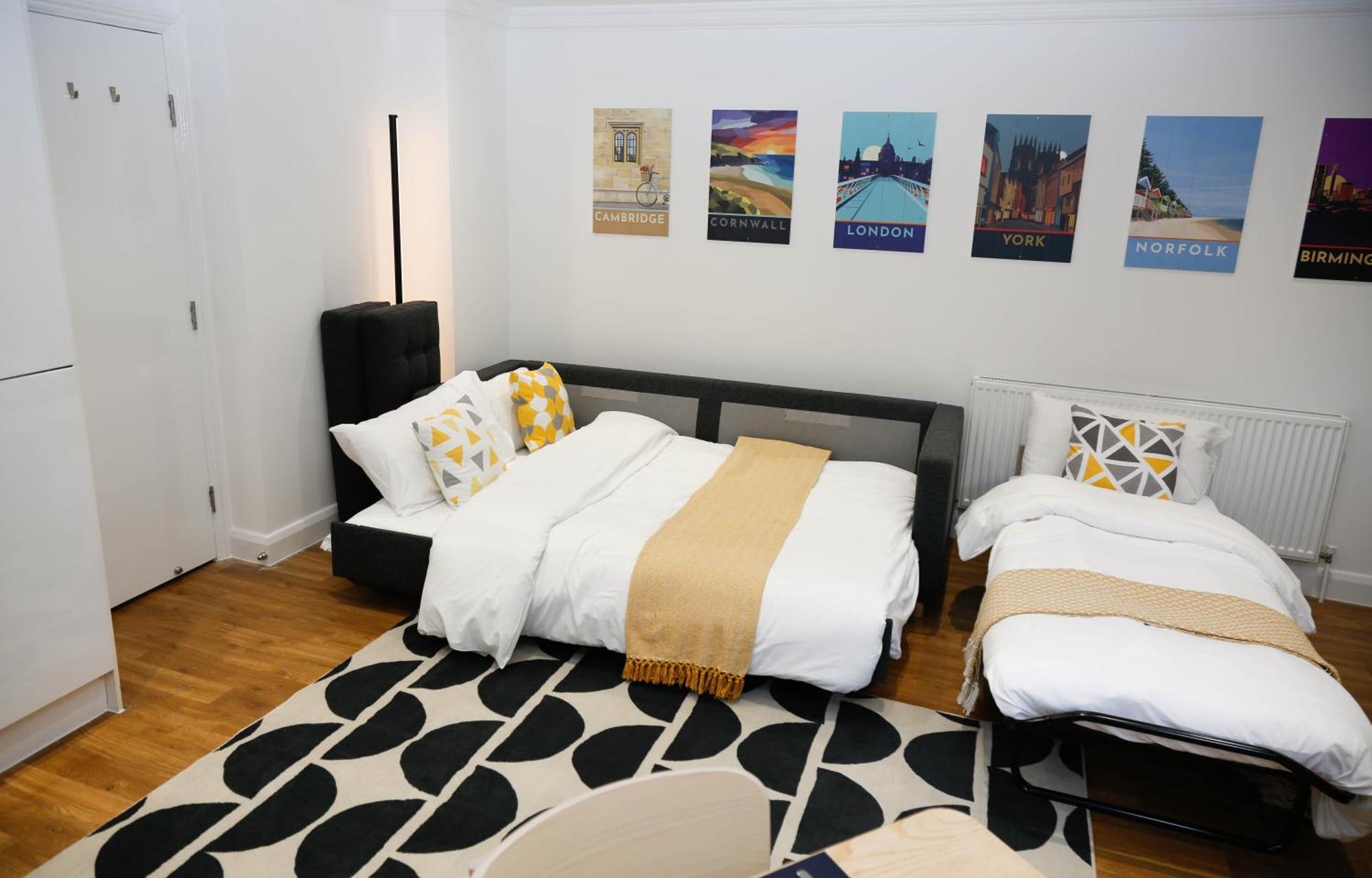Leilighet New Luxury In Location Next To Shops, Cafes, Bars & Metro