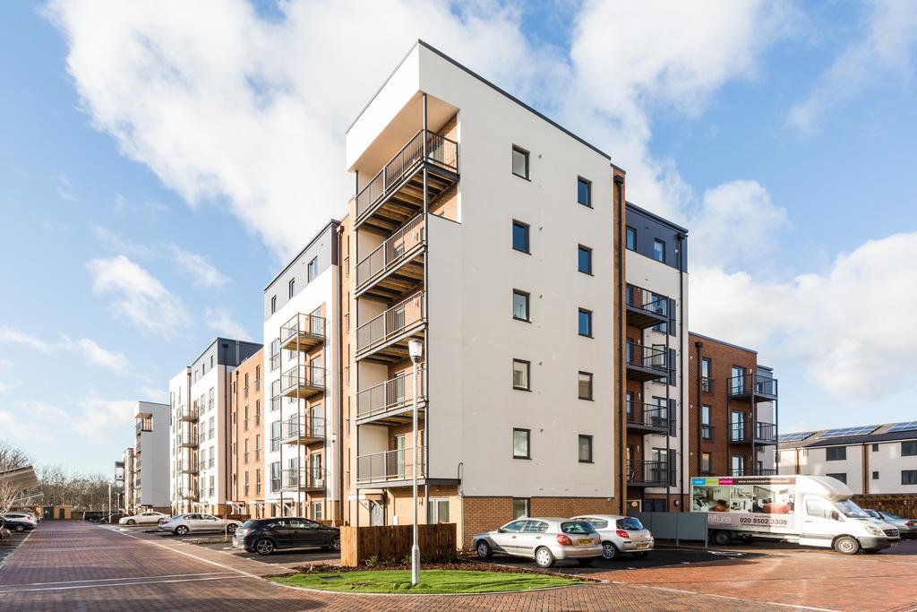 Joivy Lovely 1-bed Flat Near 02 Arena * Londen