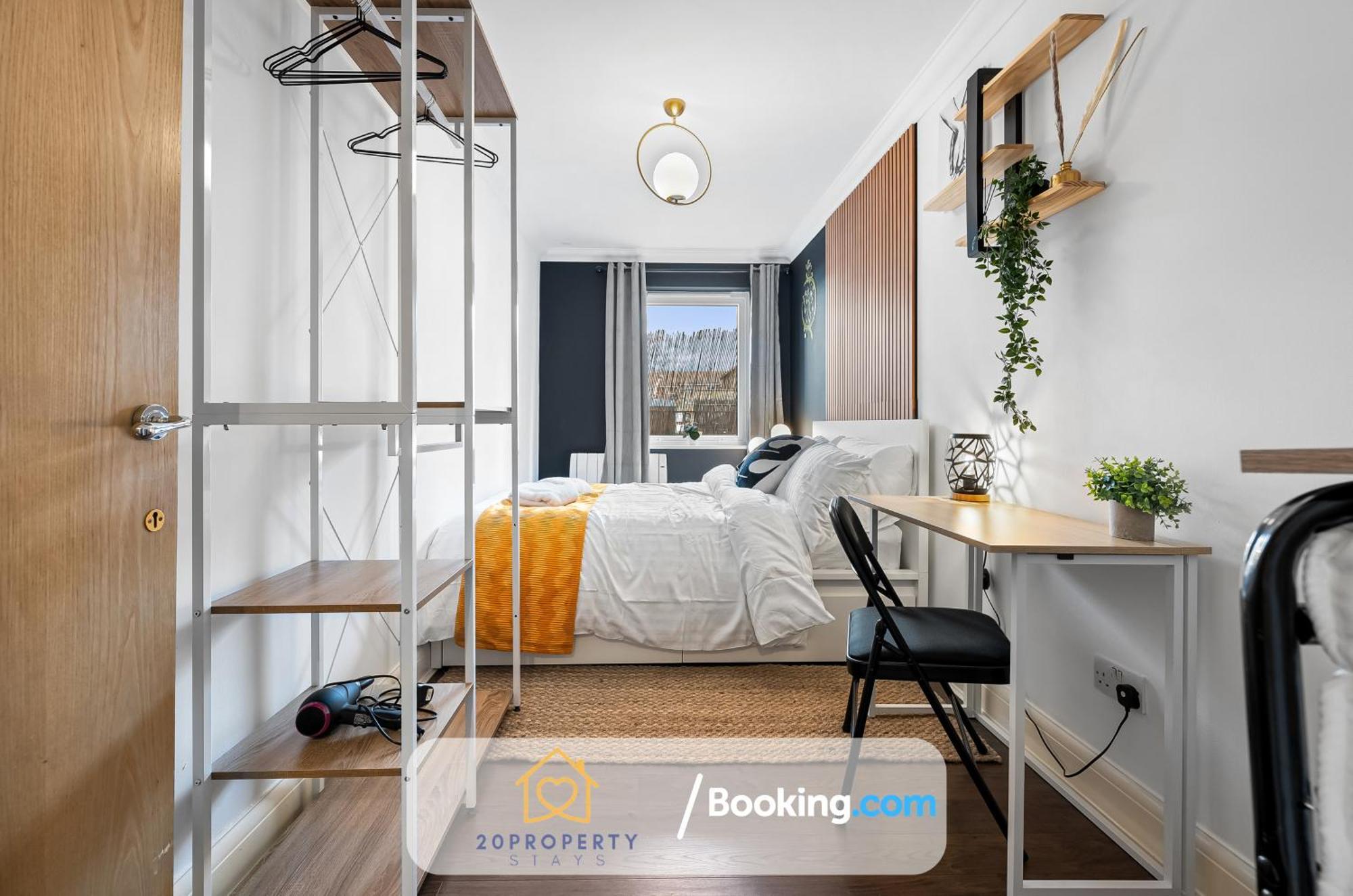 Luxury Long In Bow Road Londen