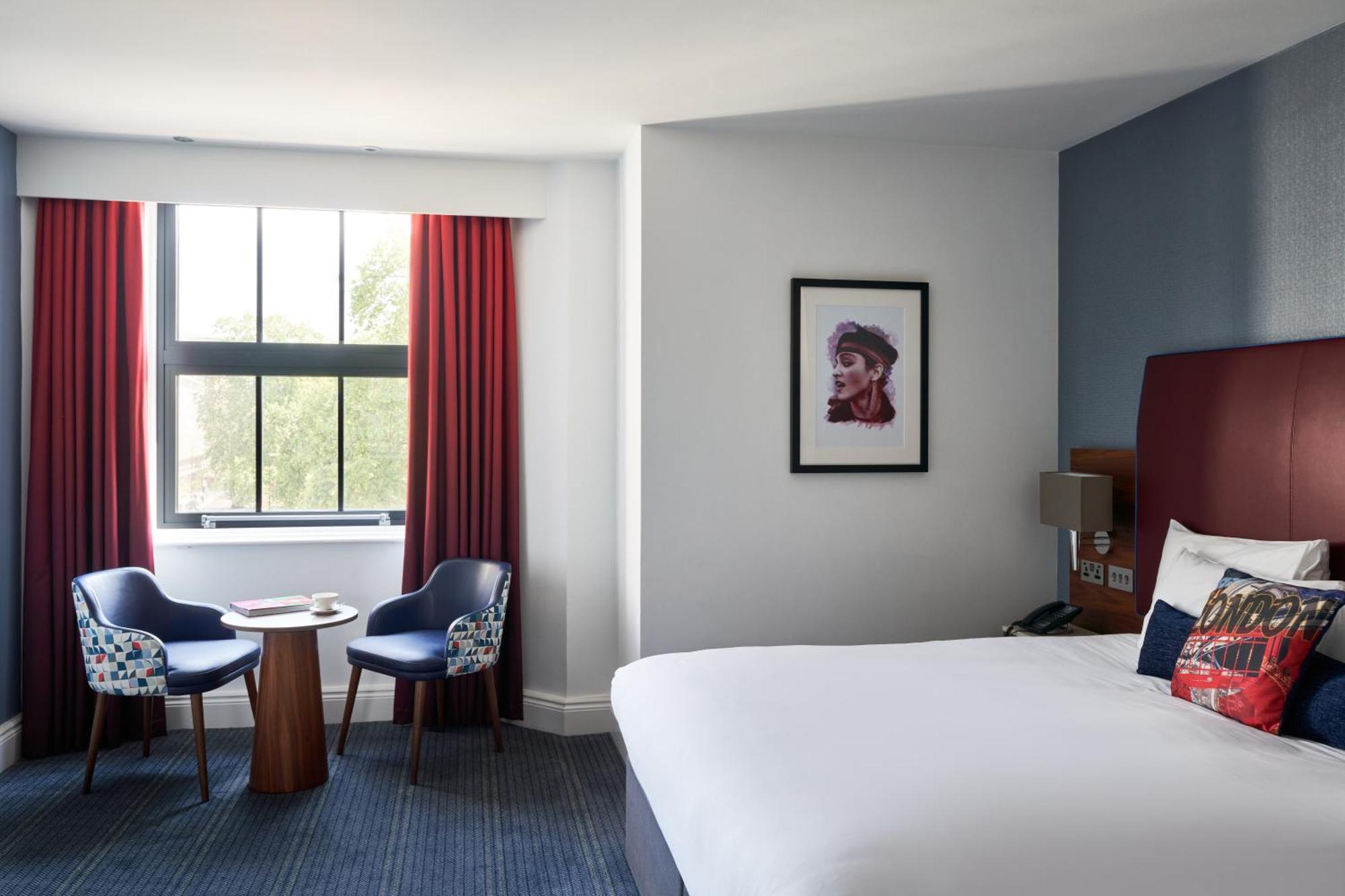 The Cumberland, Hotel