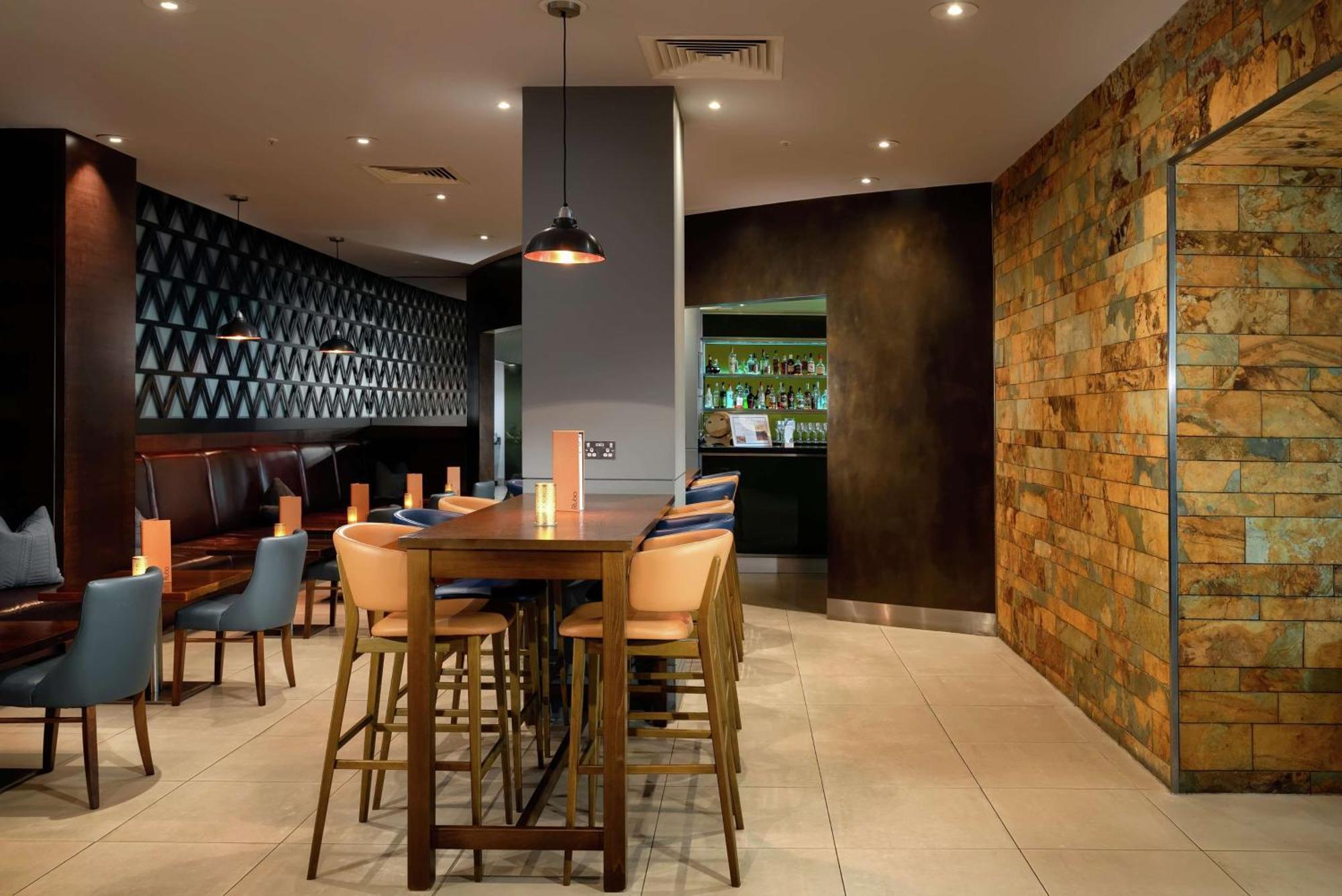 Hilton Canary Wharf Hotel 4*