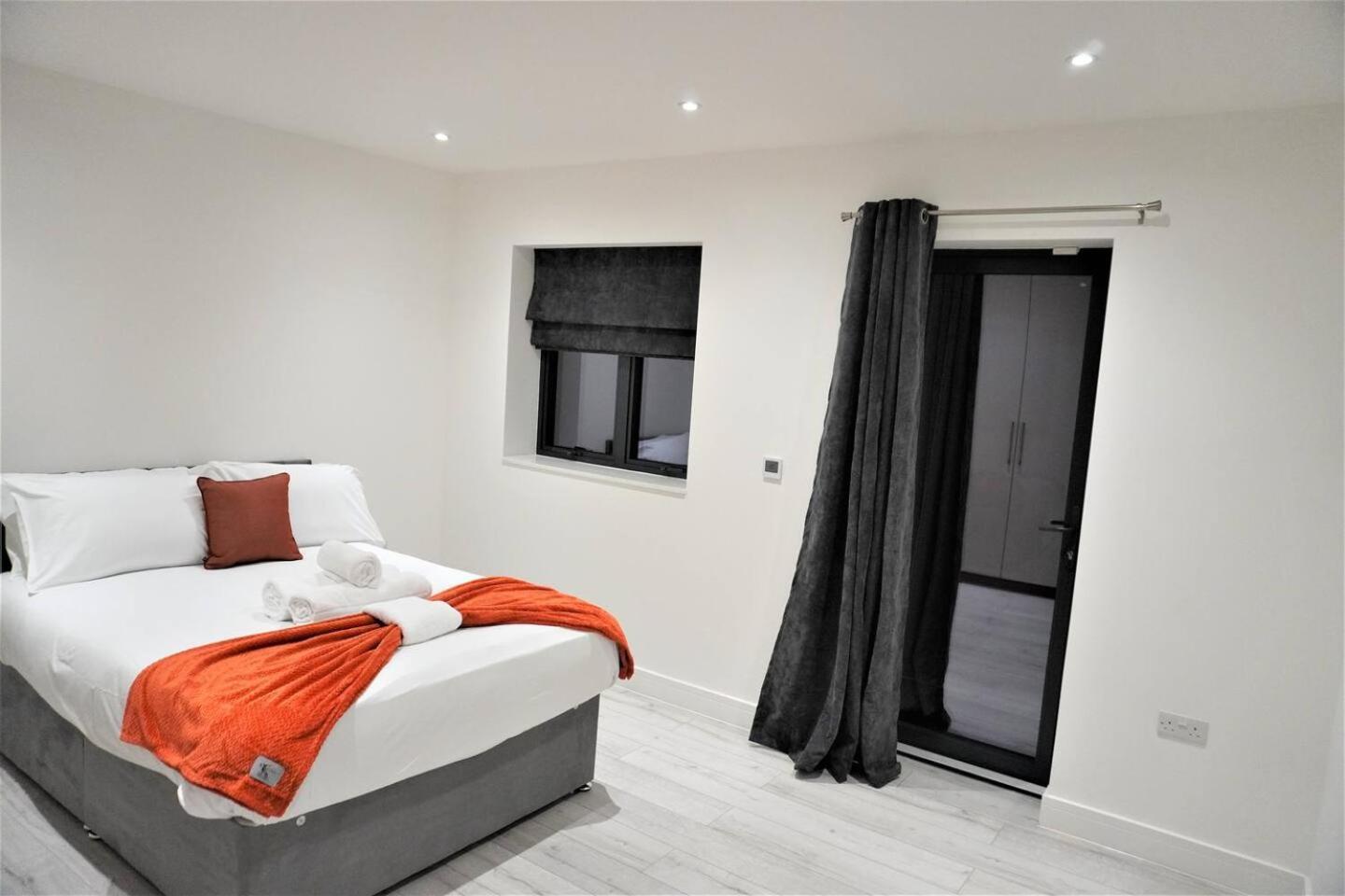 Queens Luxury Wembley Stadium - Apartahotel *