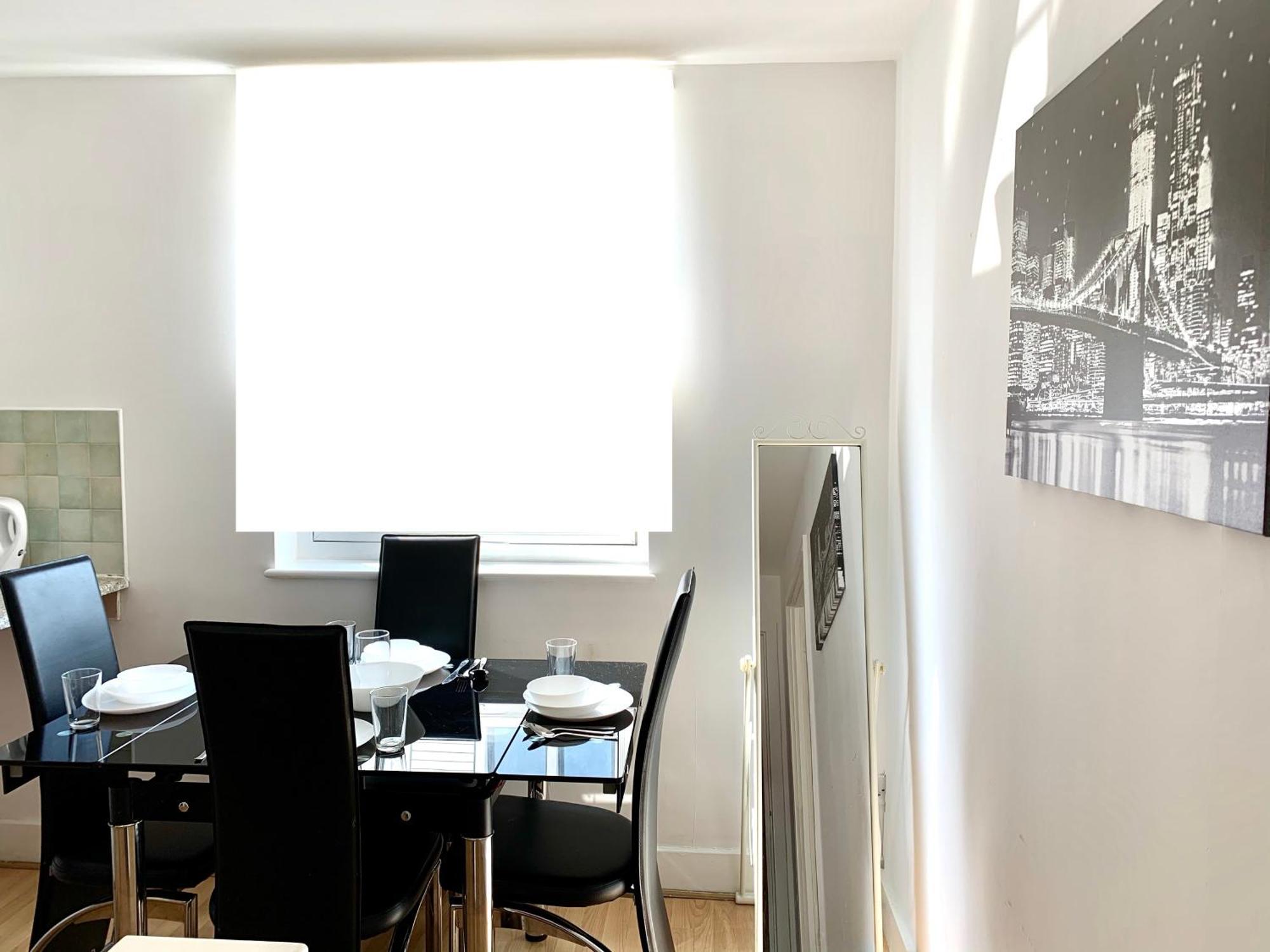 Tower Bridge London, 2 Bedrooms, Reception, Kitchen, Parking Apartamento Londres