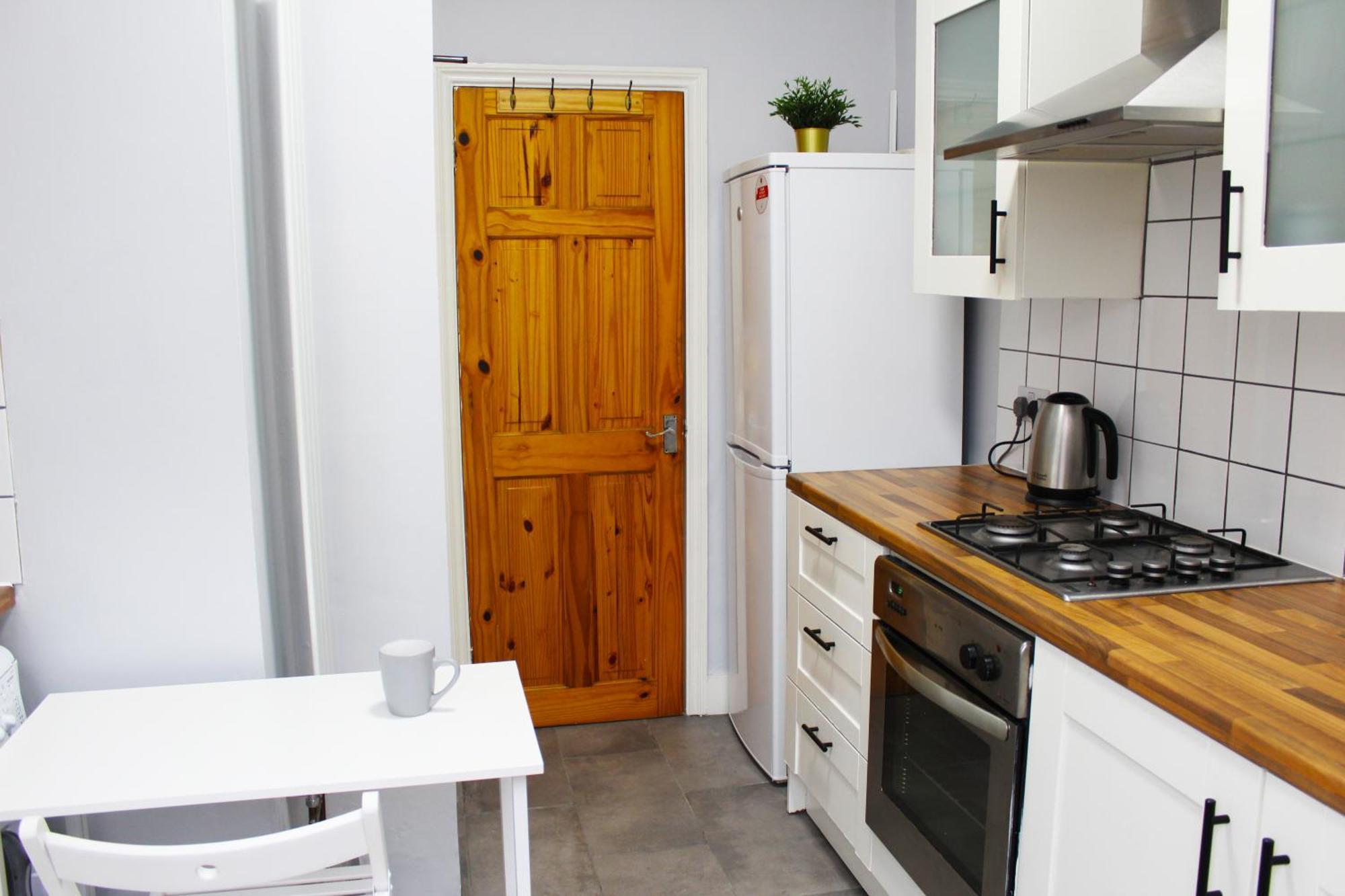 Modern Ground Floor Flat - 15 Min To Central Apartment *