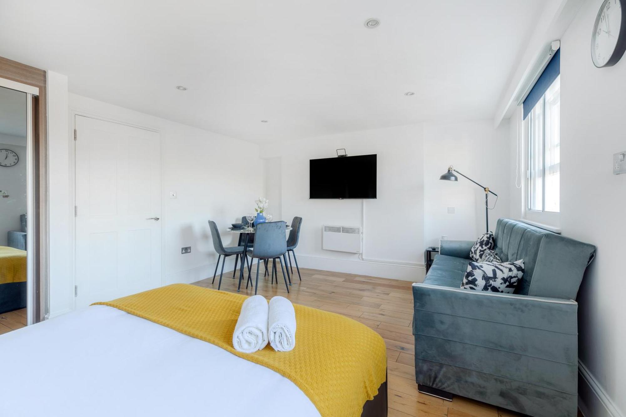 Regent's Park & Baker Street Modern Apartments! Apartahotel