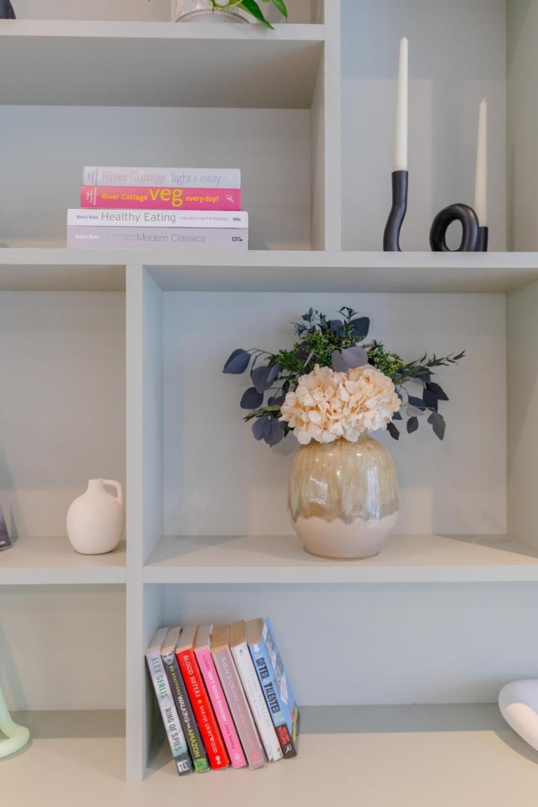 Elegant & Serene 2bd Flat Wroof Terrace Hoxton! *