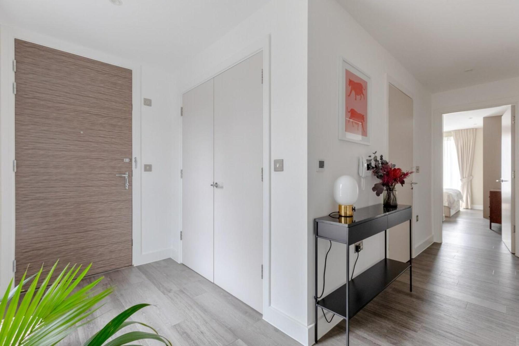 Elegant & Serene 2bd Flat Wroof Terrace Hoxton! Apartment *