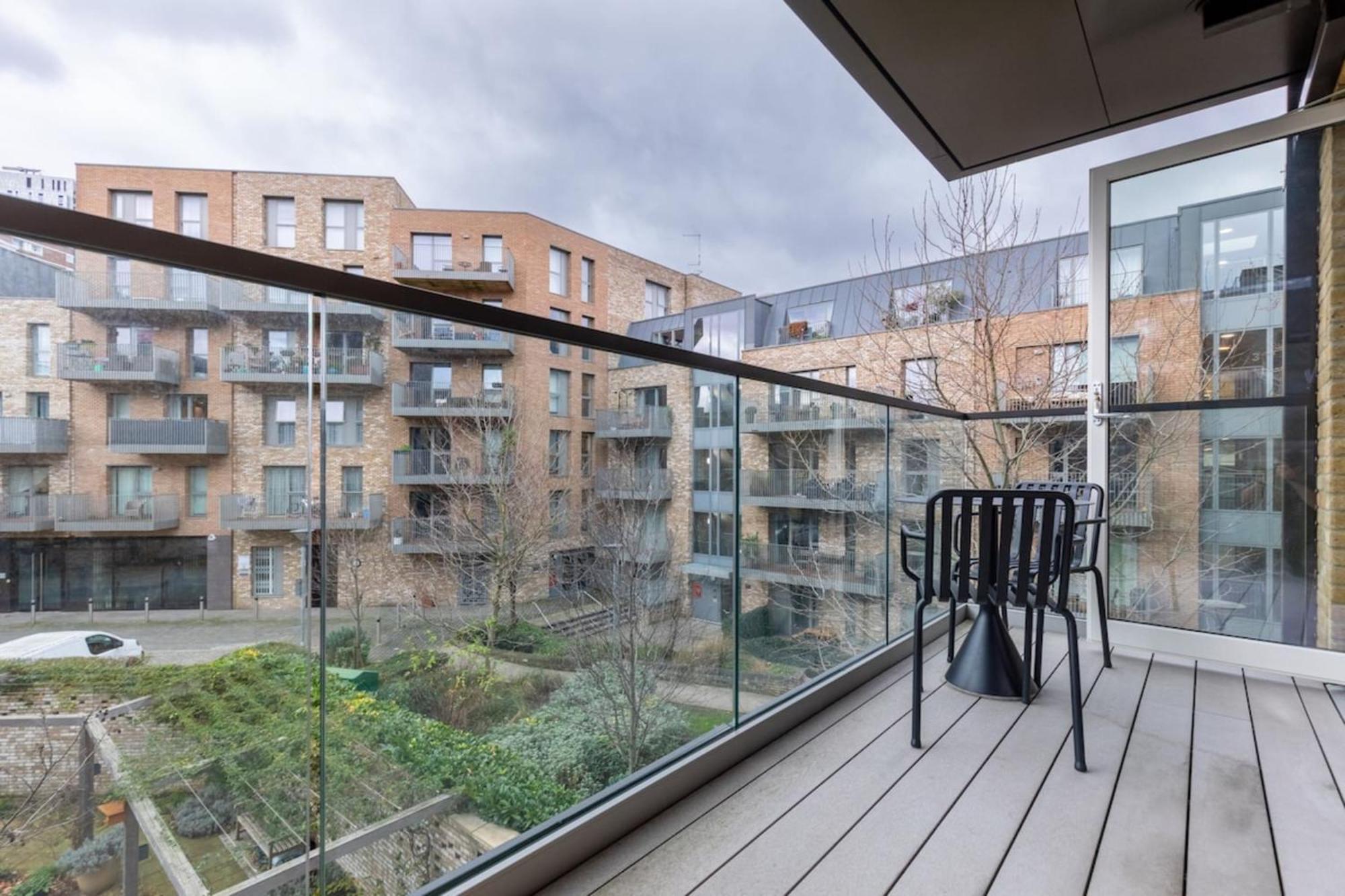 Apartment Elegant & Serene 2bd Flat Wroof Terrace Hoxton!