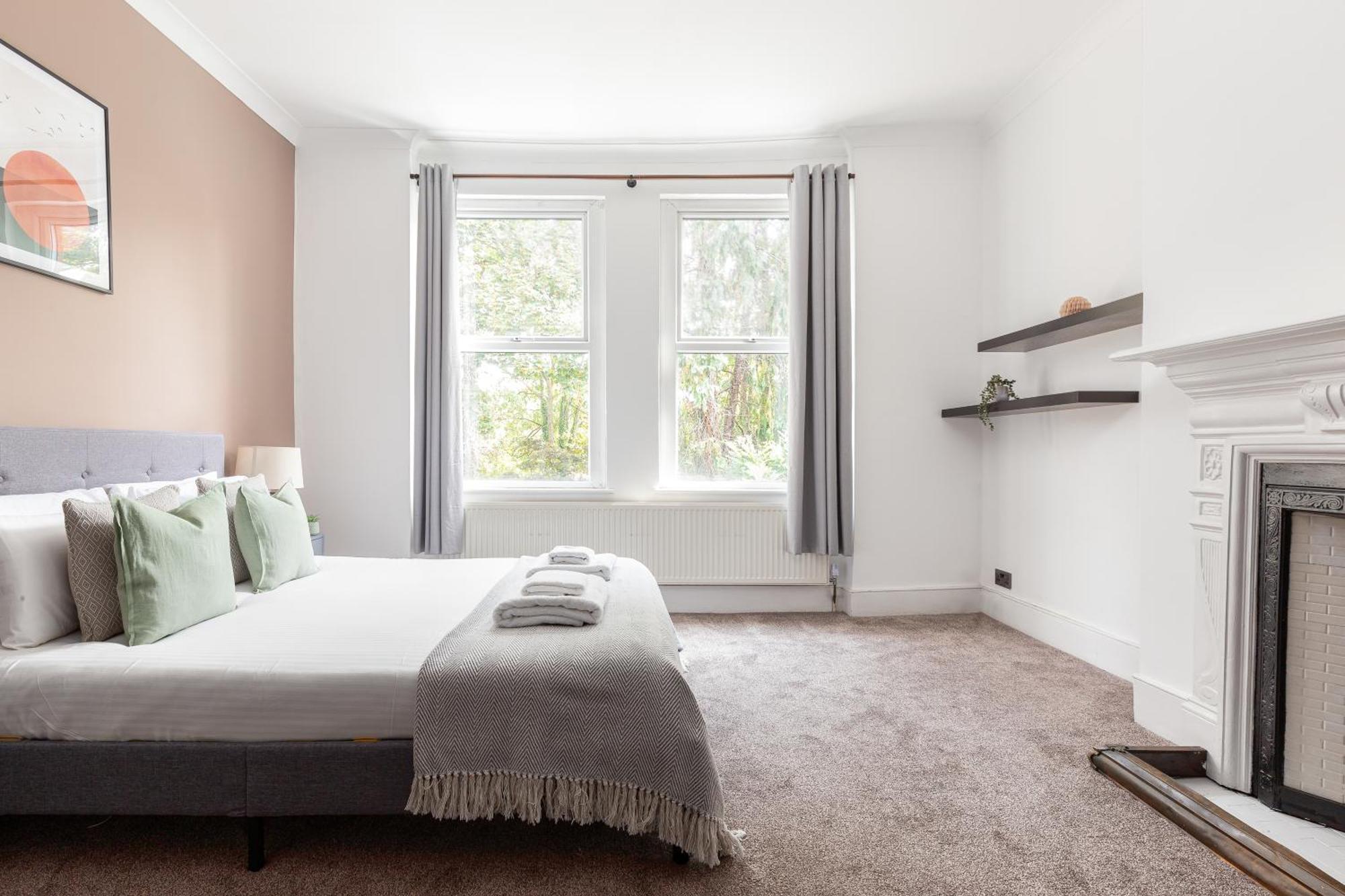 The Chiswick Apartment *