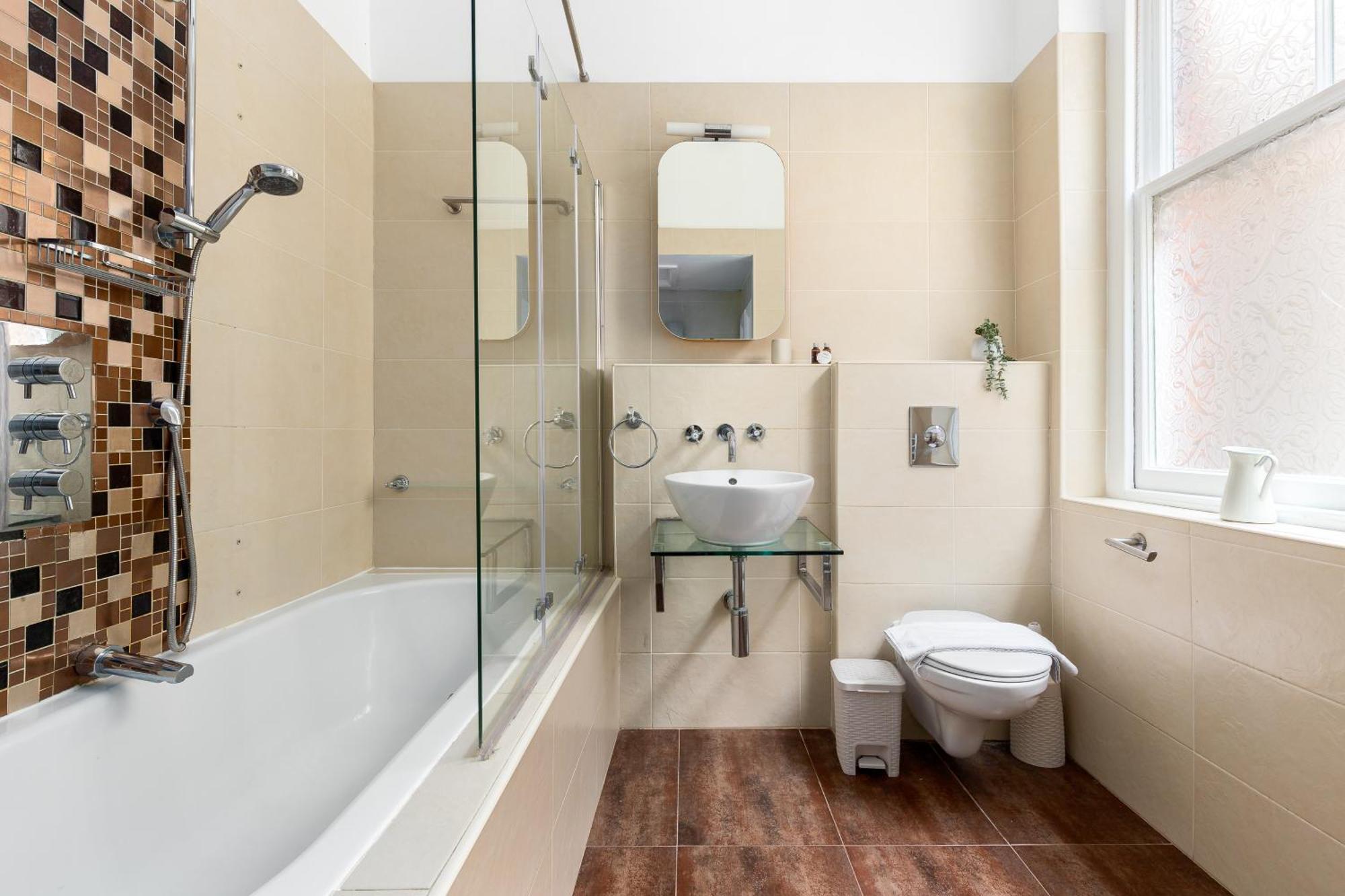 The Chiswick Apartment *