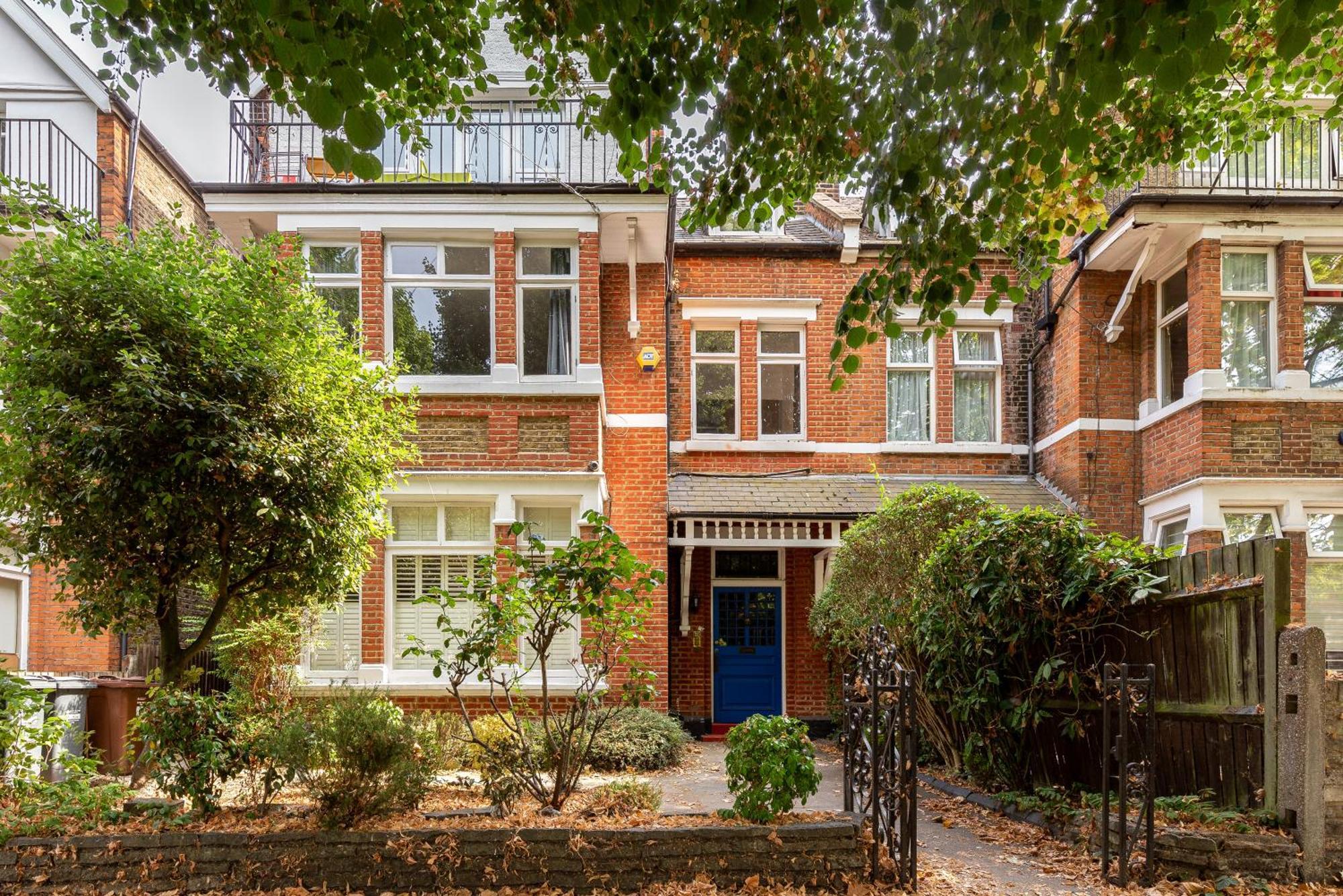 The Chiswick Apartment *