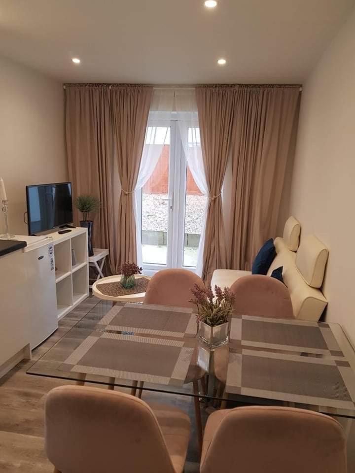 Appartement 2 Bedroom Serviced Londen
