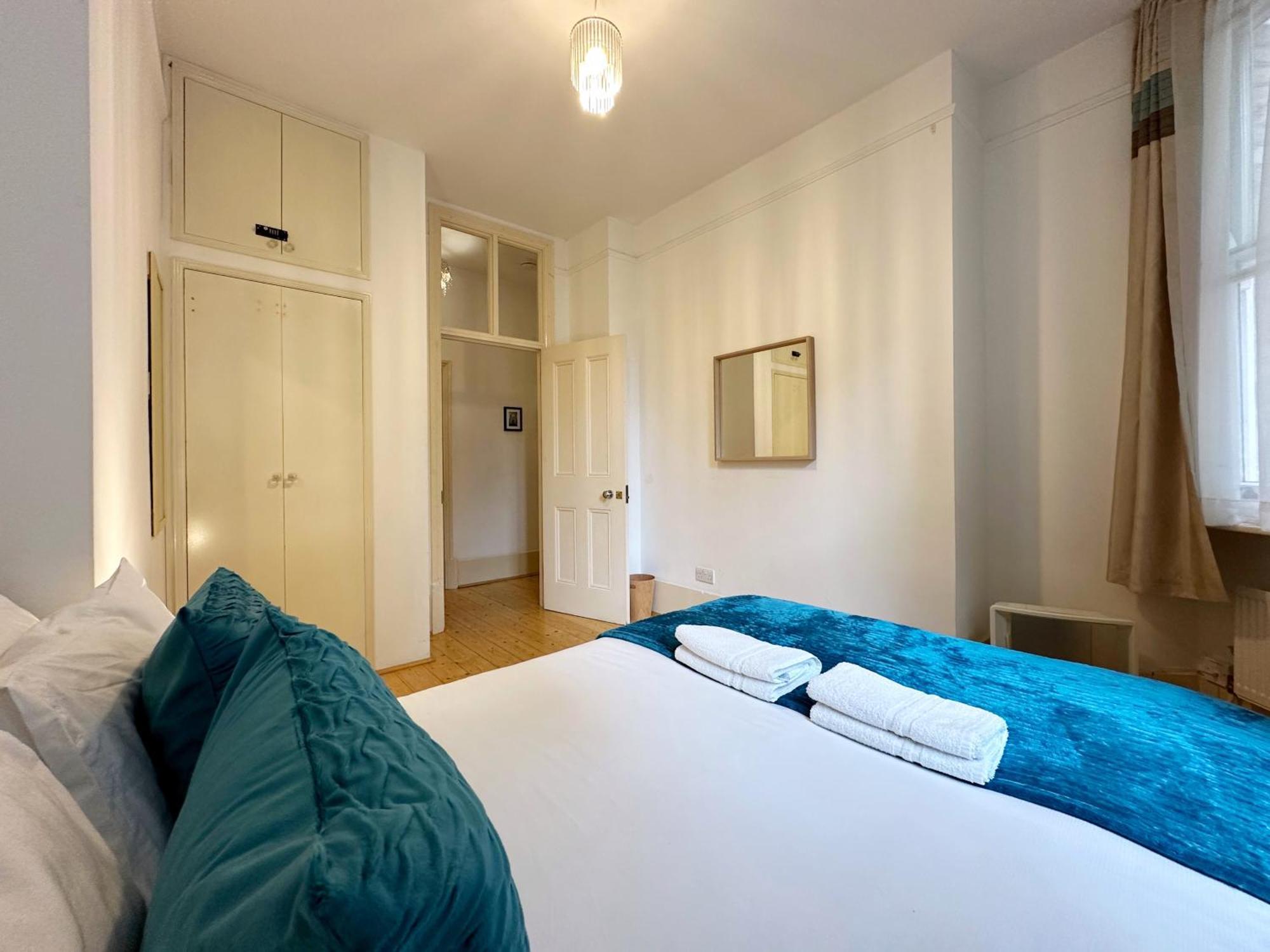 Oliver Place In Holborn - 2 Double Beds, 1 Sofa Bed, Great Location *