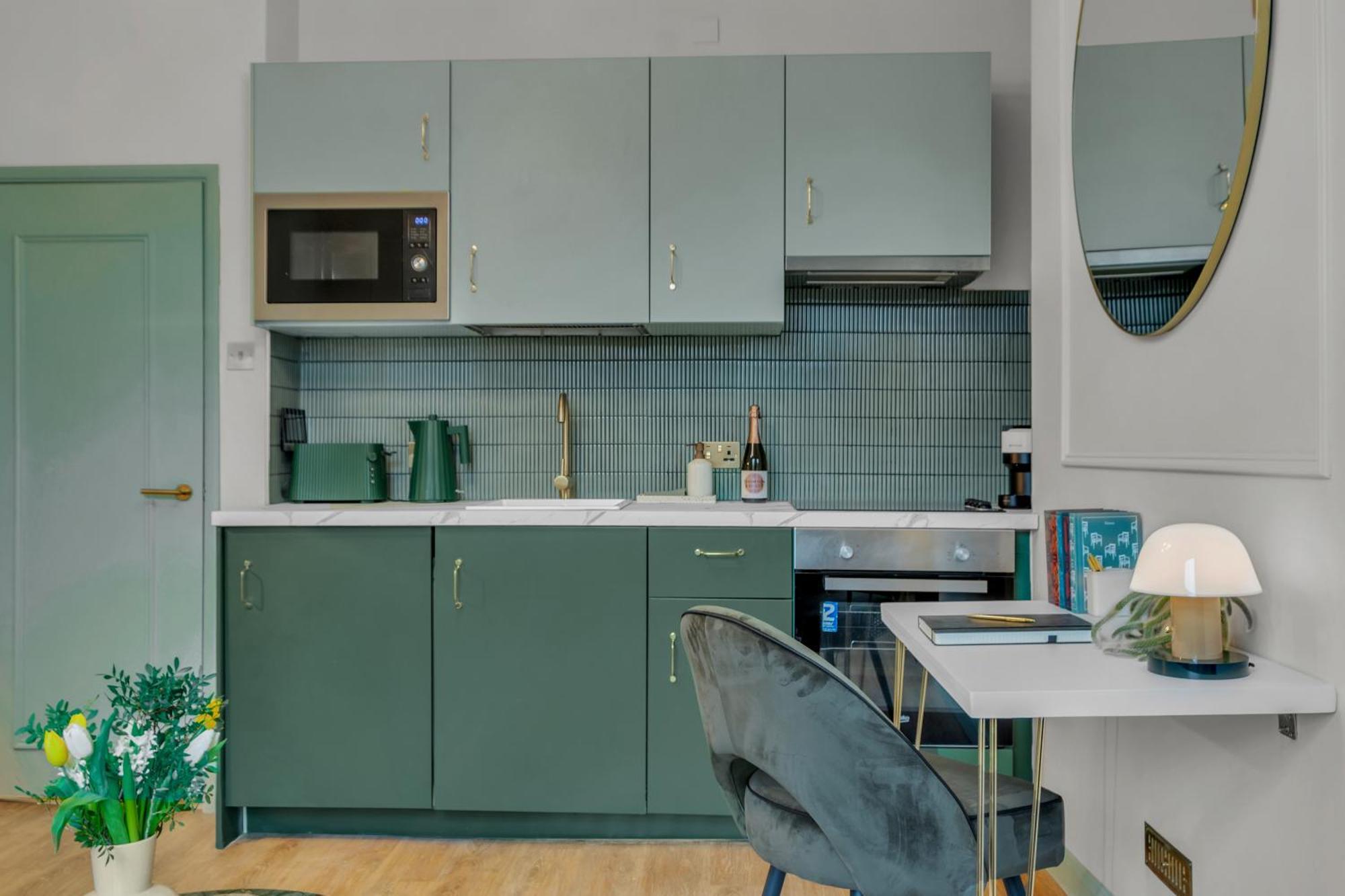 Mysquare Kensington Residences Apartment *