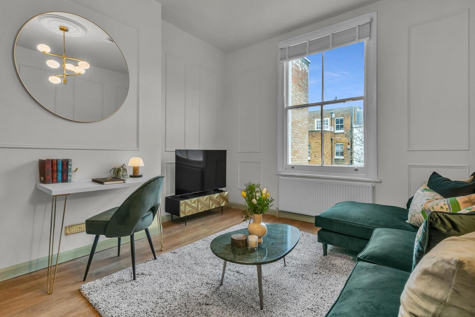 Mysquare Kensington Residences Apartment