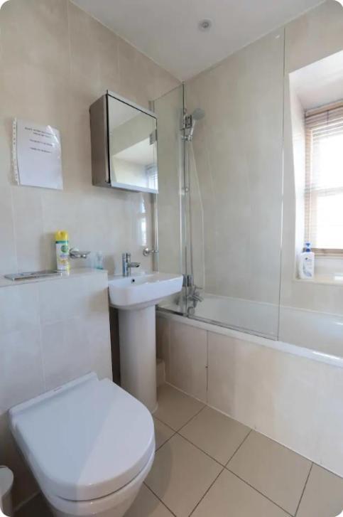 Lovely Private Bedrooms In Euston, Central London London