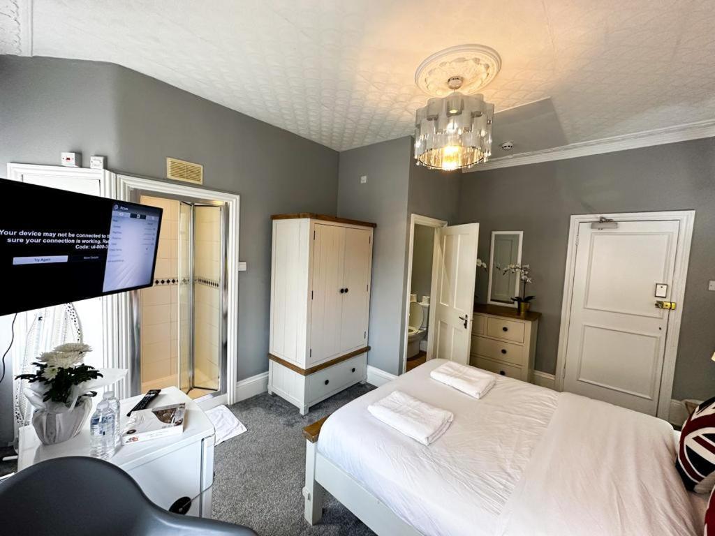 In Oxford Street Guest house