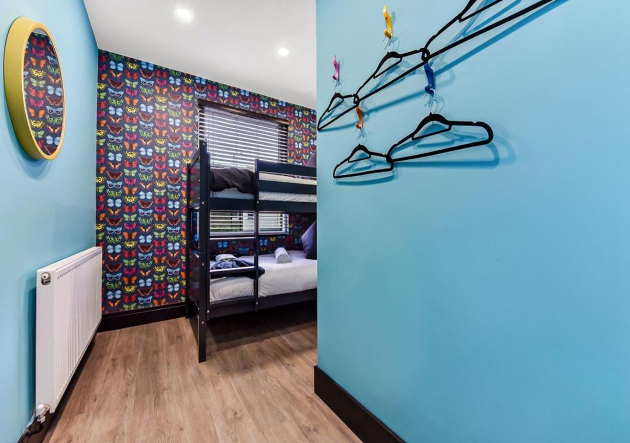 Apartment Bright & Colourful House - For A Large Groups *