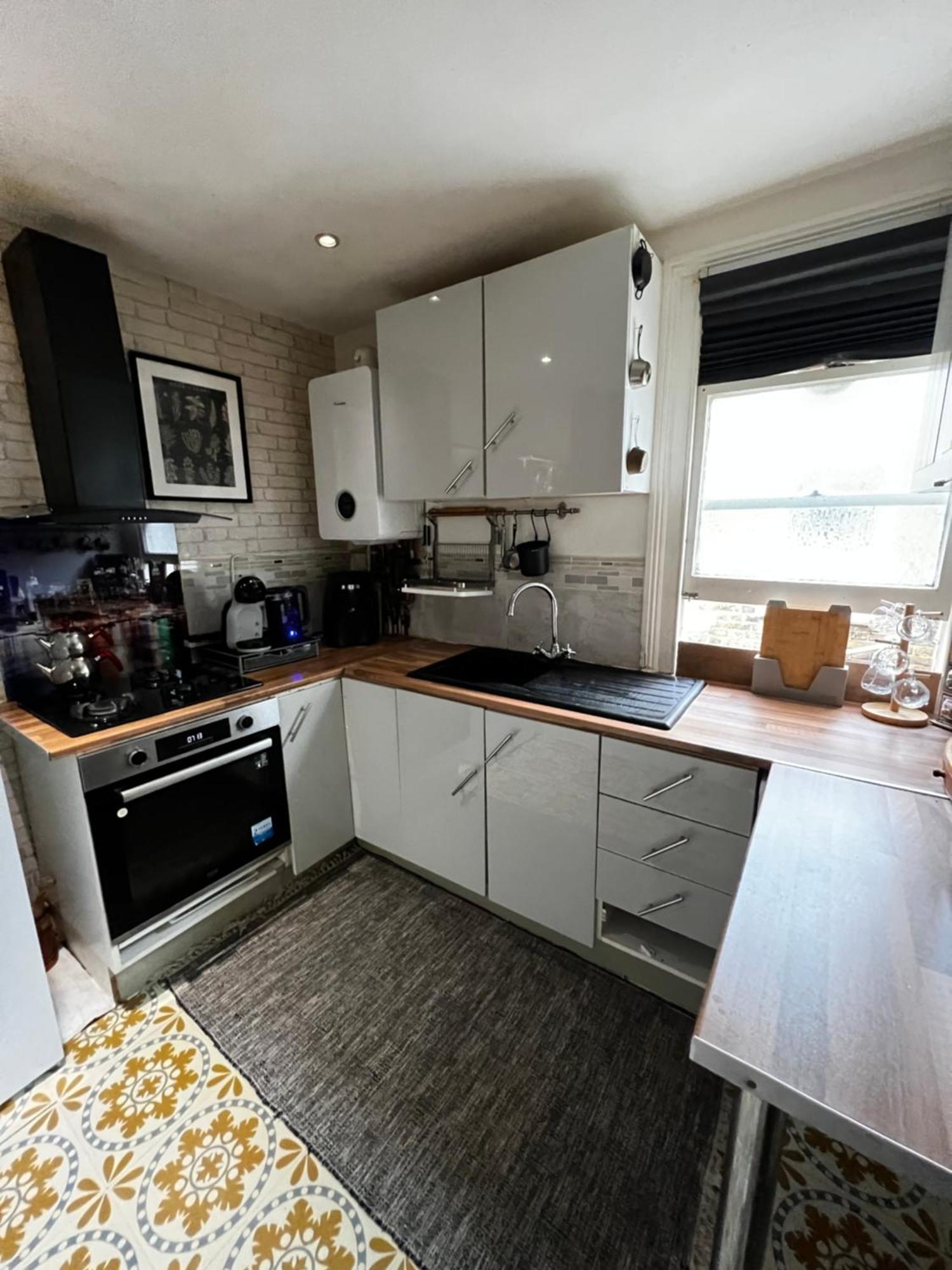Apartment 2 Bedroom Flat In Kensal Rise London