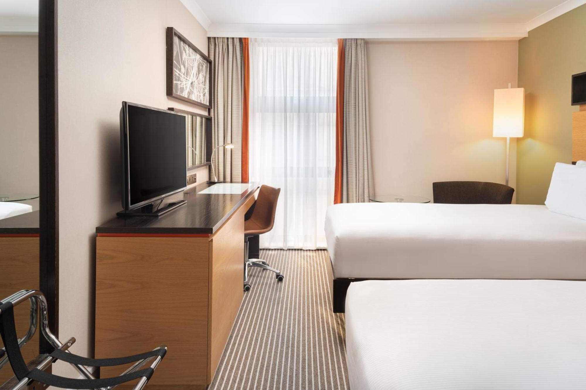 Hilton Kensington