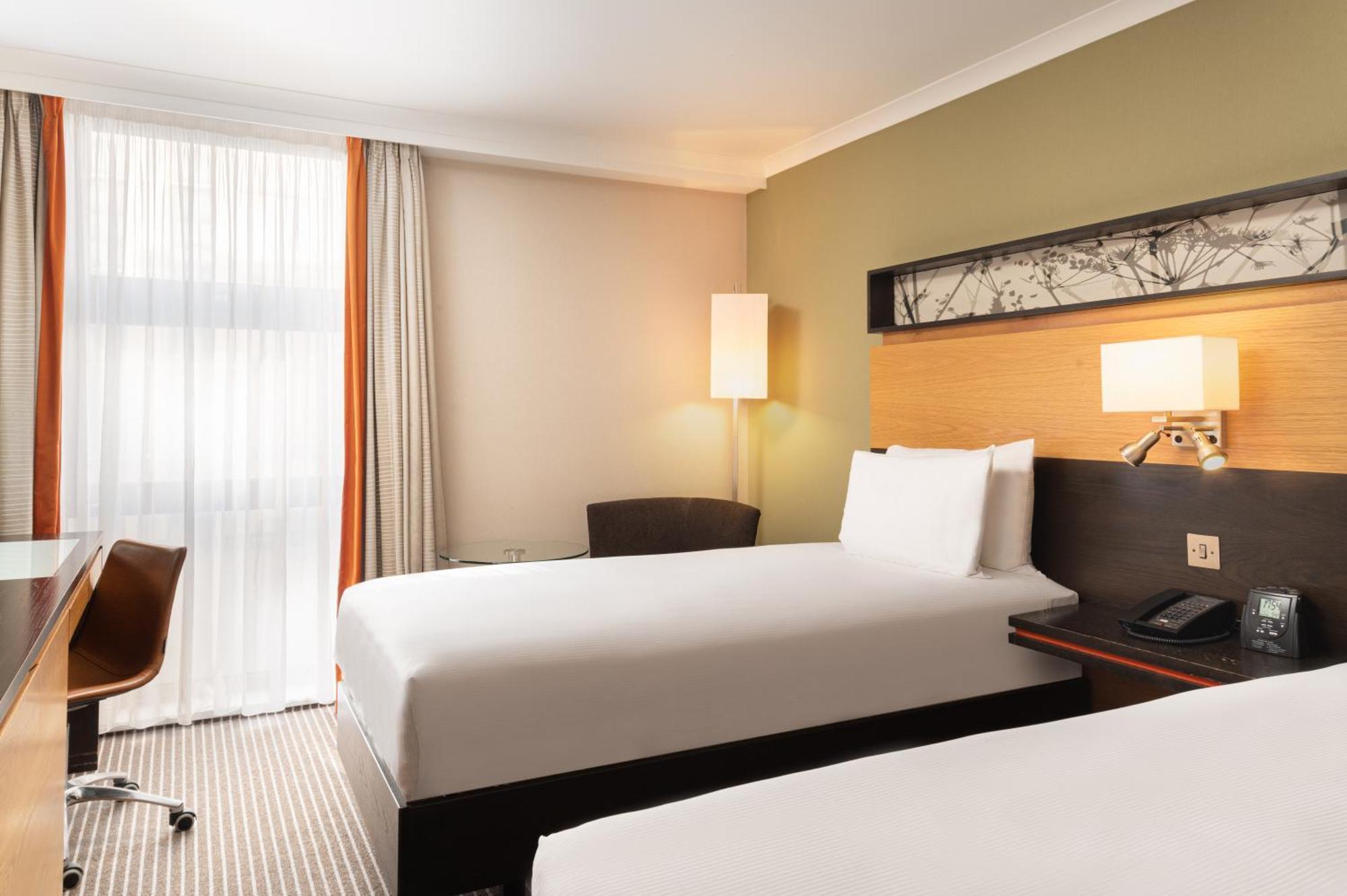 Hilton Kensington 4* London