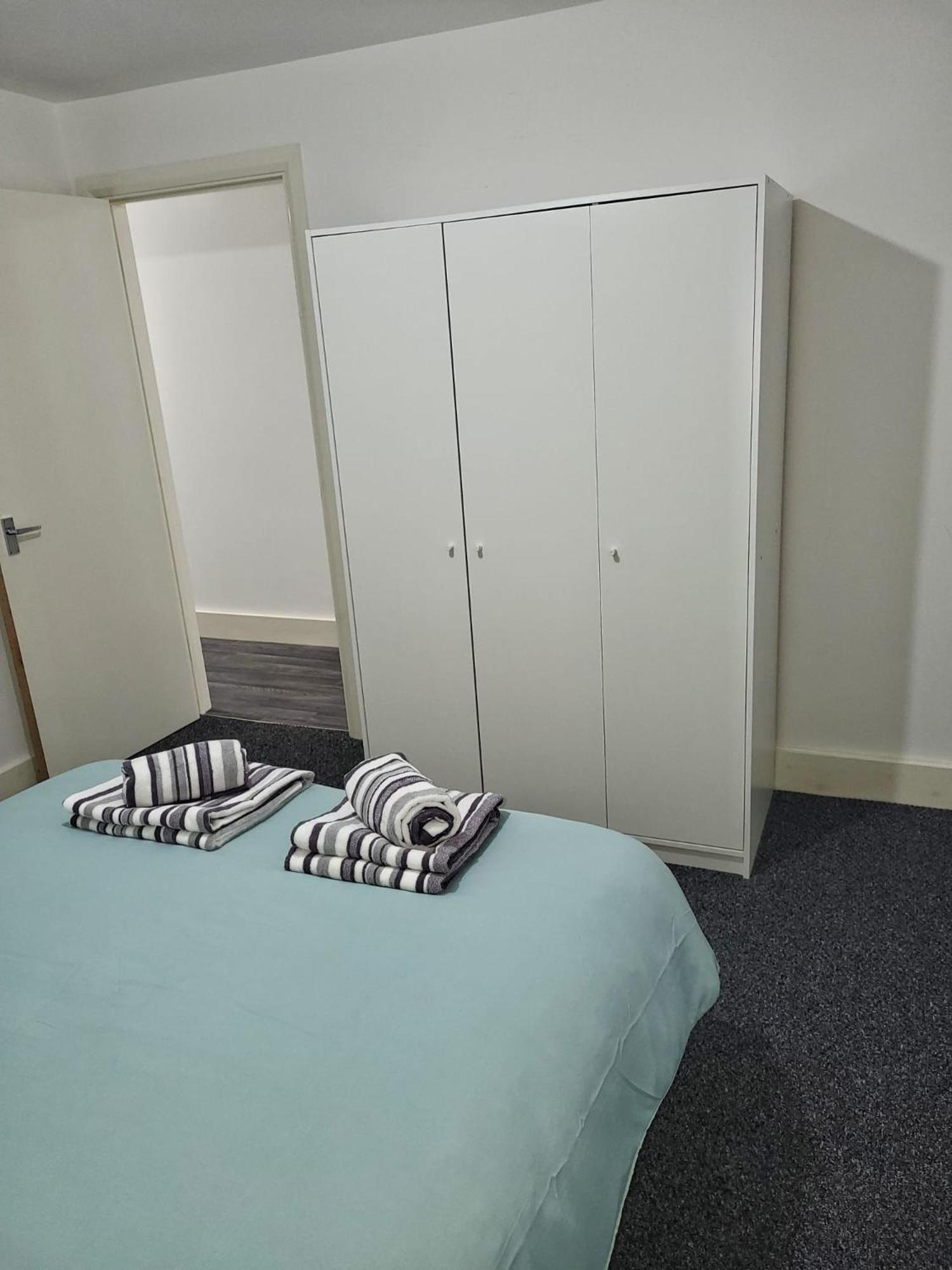 Lovely 2-bed Fully Refurbished House In Holiday home London