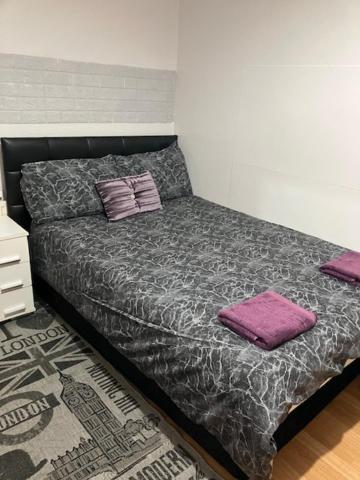 Homestay Comfy Rooms. Shared East Homestay.
