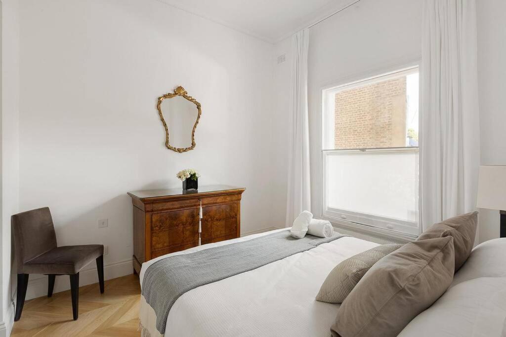 Superb Two Bedroom Flat In Little Venice Londres