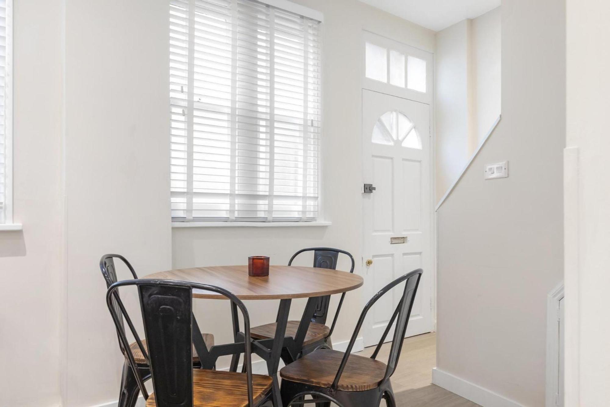 Quaint Homes In Chelsea Feriehus